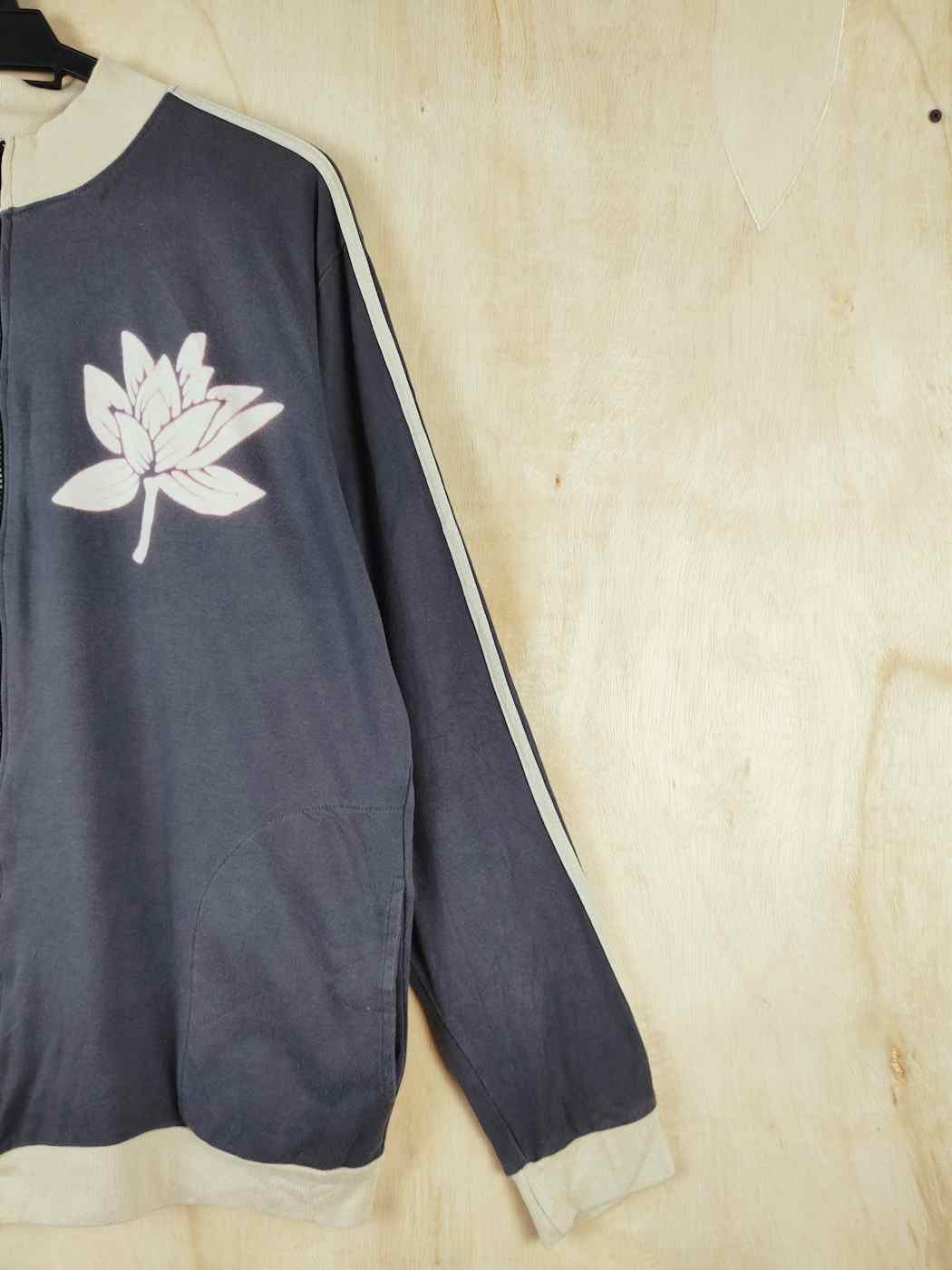 Japanese Brand Marai Dark tulip thai flower vintage Gray Sweaters #S2594 Size L / US 10 / IT 46 - 12 Thumbnail
