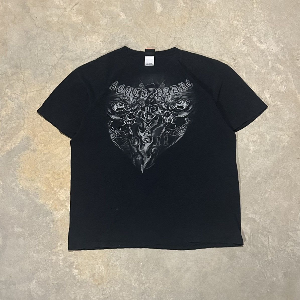 Japanese Brand × Vintage Crazy Vintage Y2K Flaming Skulls Faded Tee Grunge Cyber Size US XL / EU 56 / 4 - 1 Thumbnail