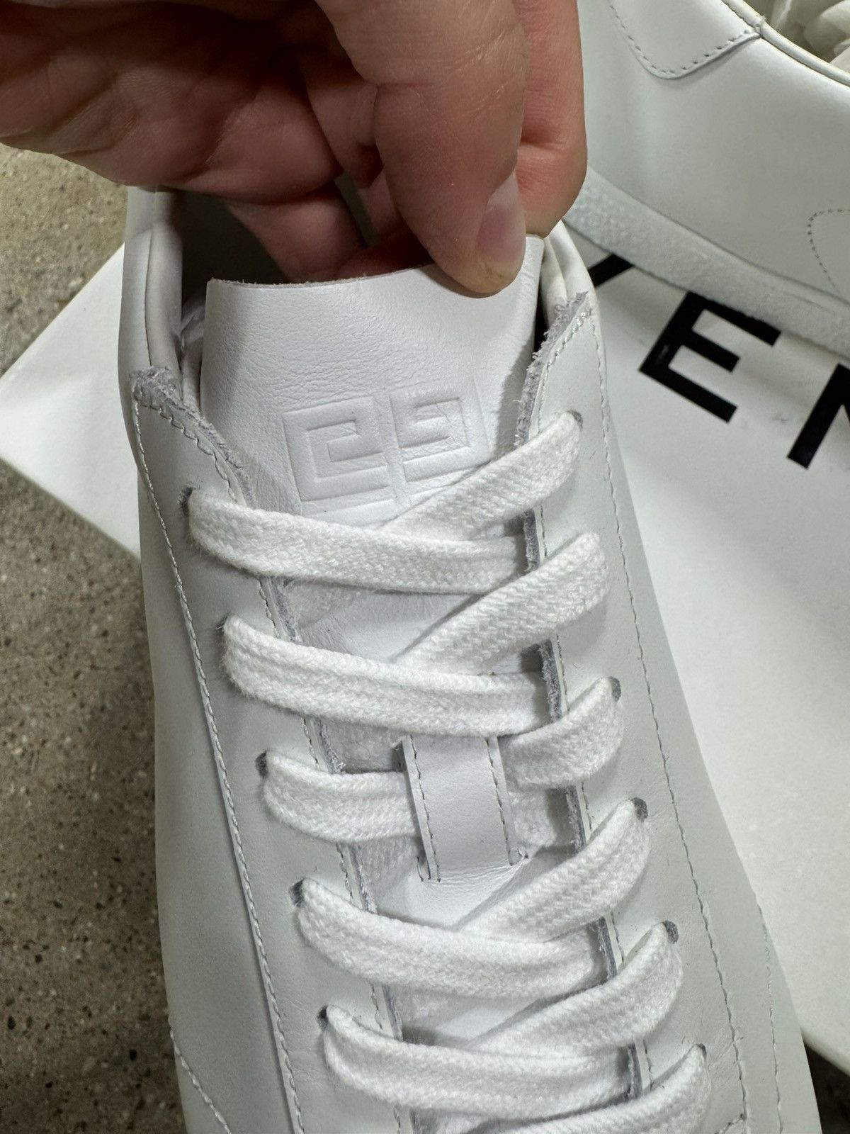 Givenchy Givenchy Leather Town Sneaker NEW 750$ Size US 9 / EU 42 - 6 Thumbnail