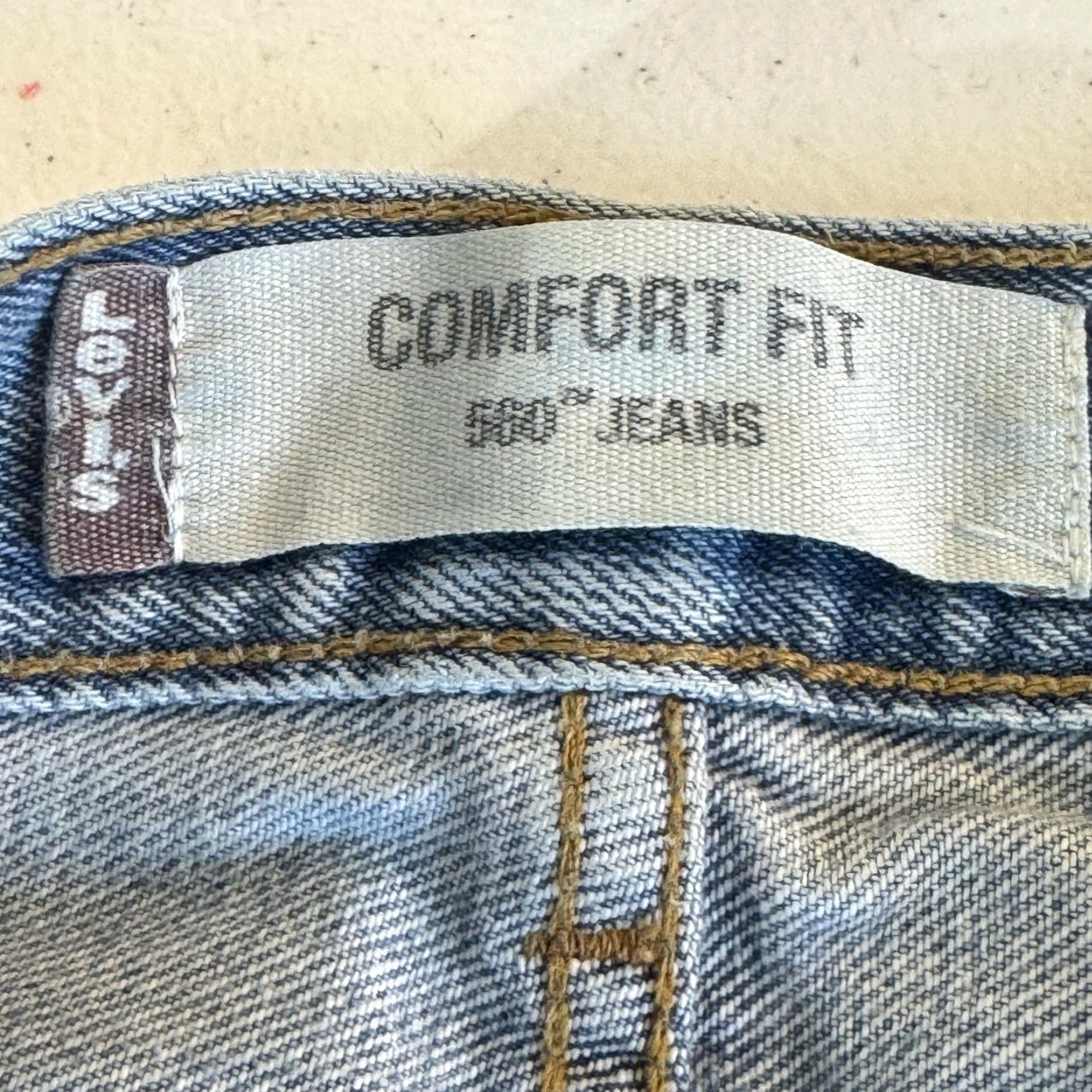 Levi's VINTAGE Levi's 560 Jeans Mens 33x30 Denim Relaxed Tapered Comfort Fit Blue 90s Y2K USA Cowboy Size US 33 - 6 Thumbnail