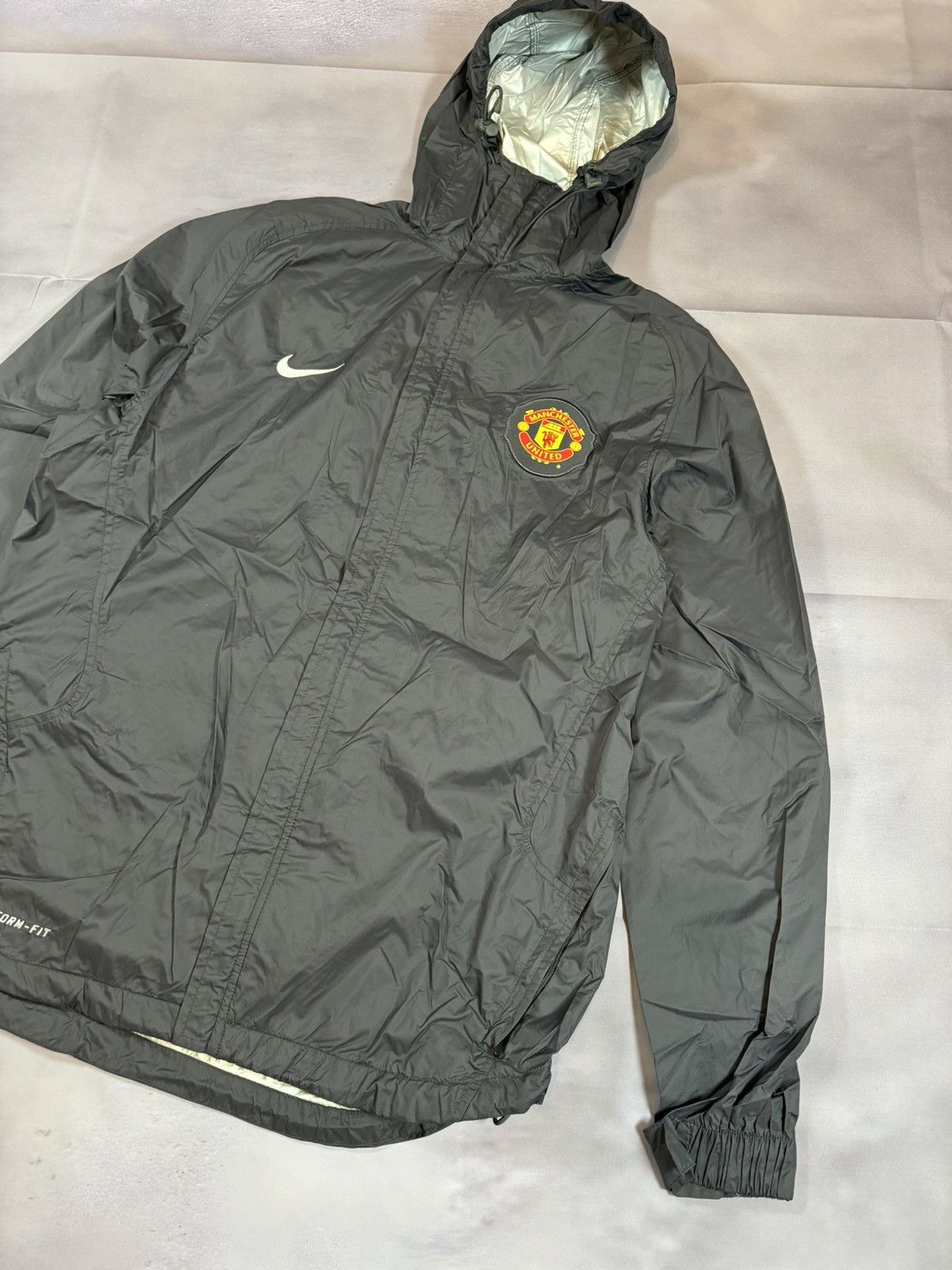 Nike × Vintage Vintage Manchester United Raincoat Training Nike Jacket Size US M / EU 48-50 / 2 - 3 Thumbnail