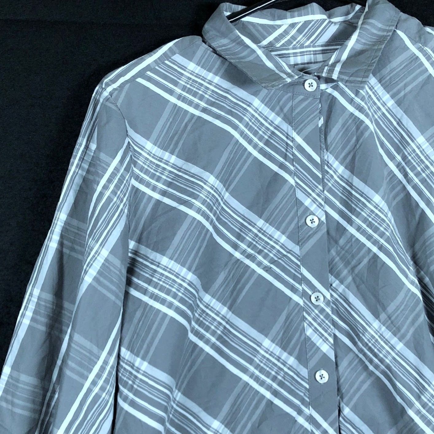 Vintage Chicos Womens Blouse Gray White Collared Button Down Long Sleeve Stretch 2 Gray White Collared Button Down Long Sleeve Stretch 2 Size XL / US 12-14 / IT 48-50 - 4 Thumbnail