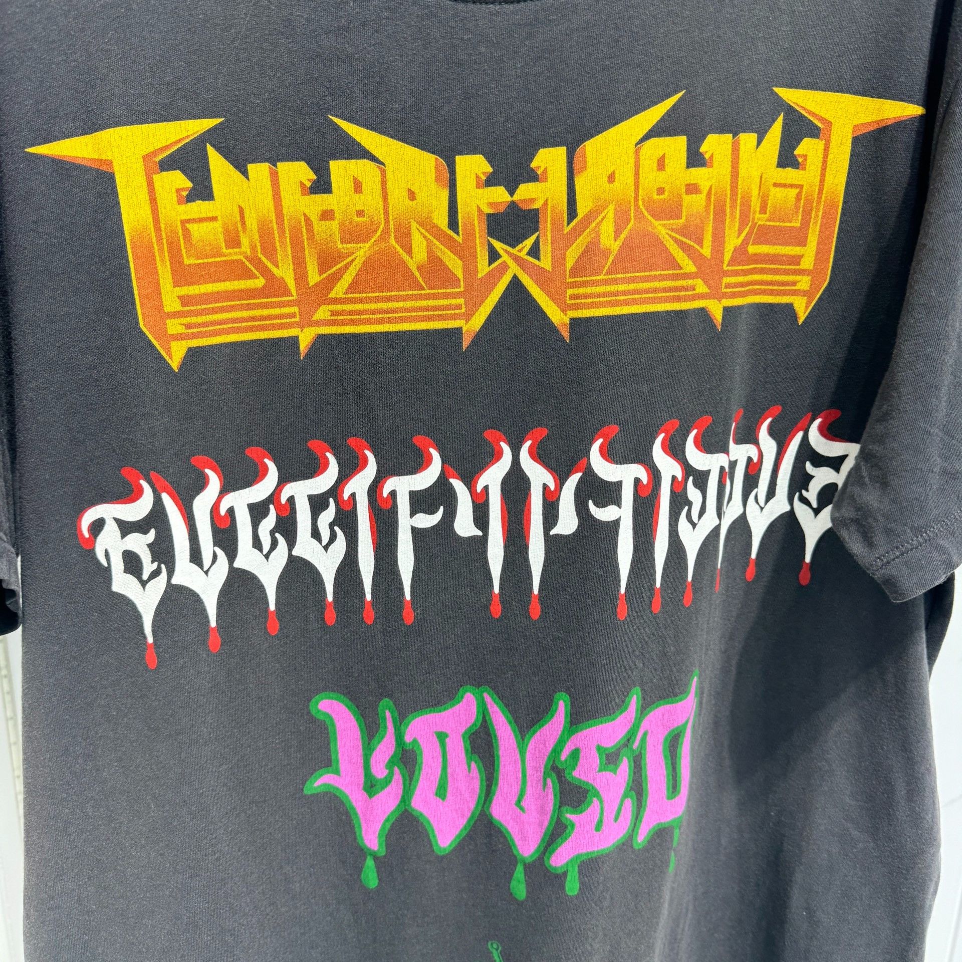 Gucci Gucci graffiti black Sanskrit print logo short sleeves Size US M / EU 48-50 / 2 - 3 Thumbnail
