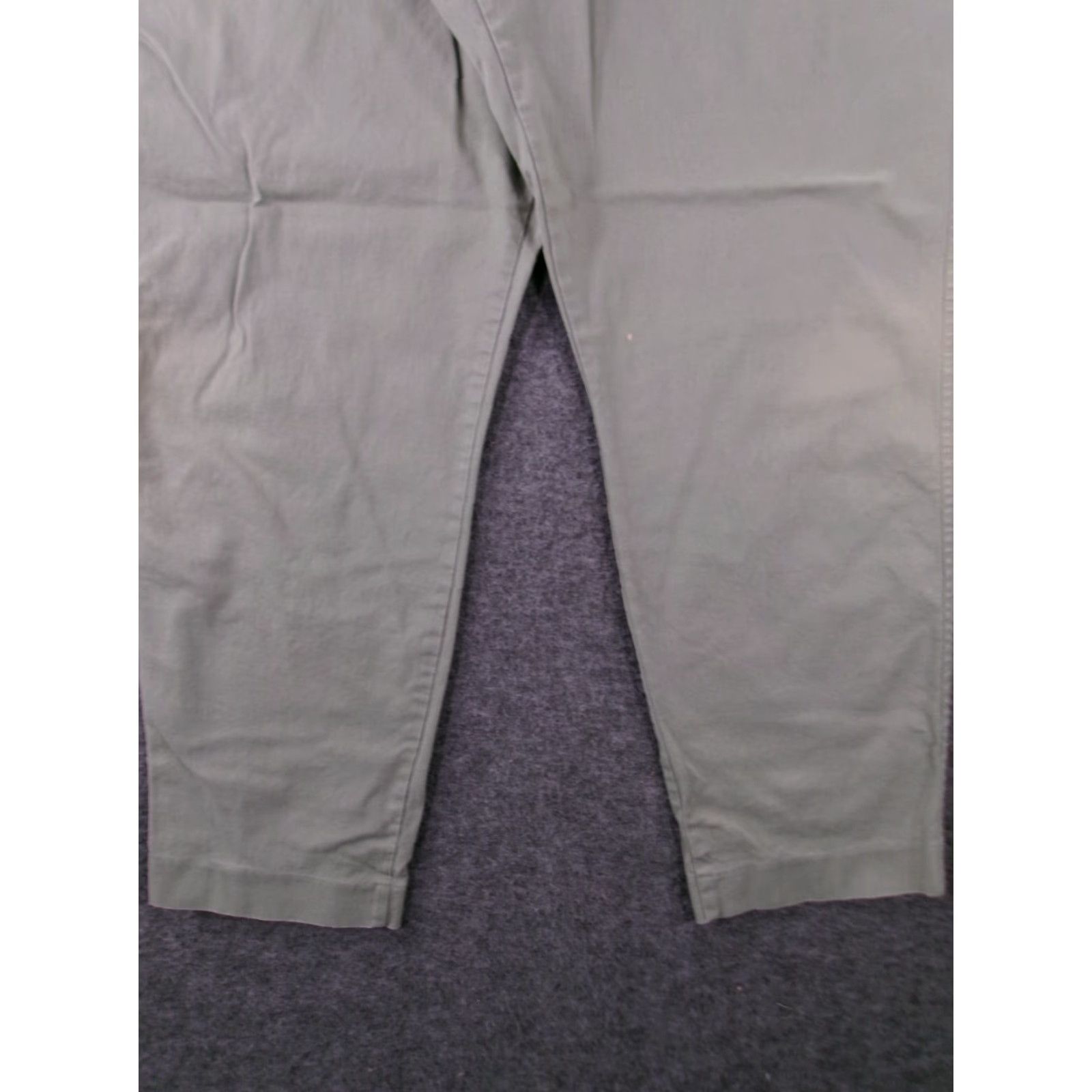 Old Navy Old Navy Women 18 Green Capsule Casual Everyday Minimalist Pixie Chino Pants Size 40" / US 18 - 3 Thumbnail