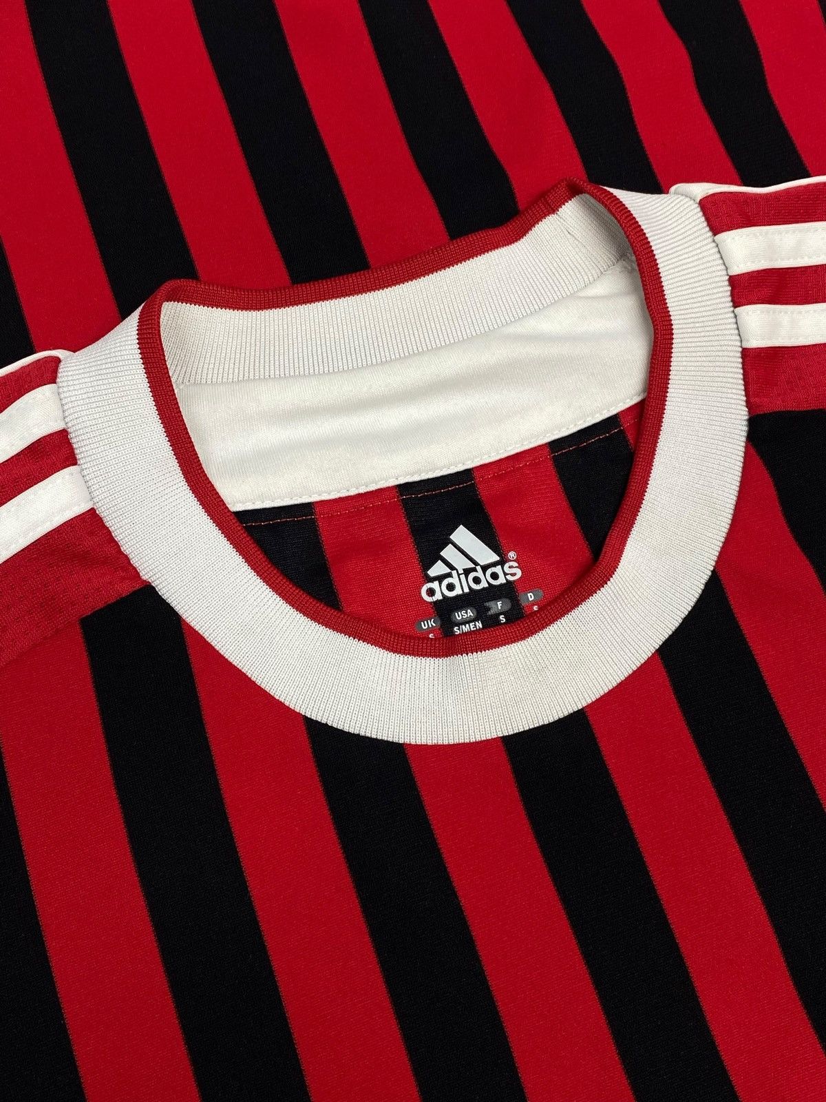 Adidas Adidas AC Milan 2011/12 Football Shirt Soccer Jersey Size US S / EU 44-46 / 1 - 15 Thumbnail