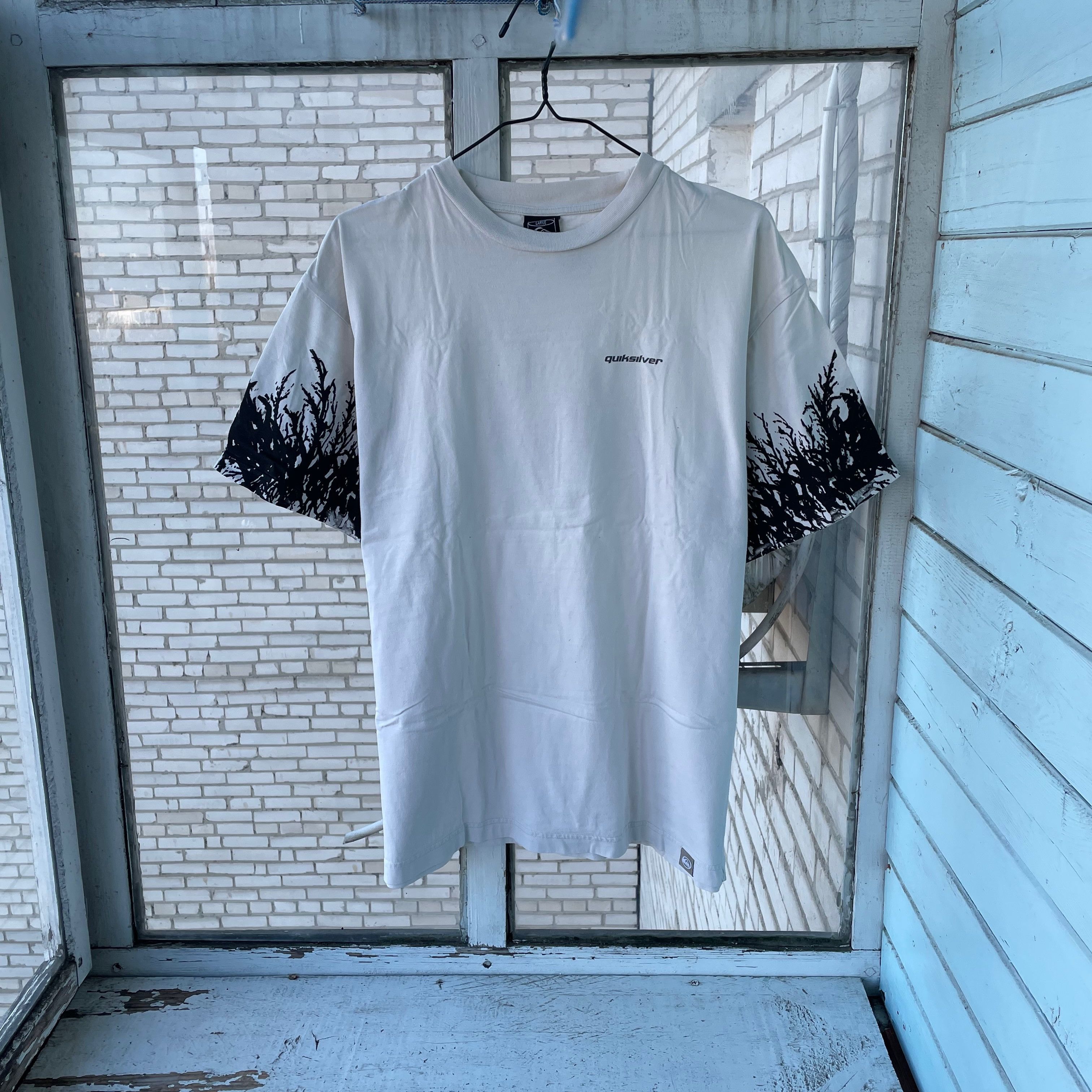Quiksilver Custom quicksilver t shirt surfing opium y2k alt grunge Size US L / EU 52-54 / 3 - 9 Thumbnail