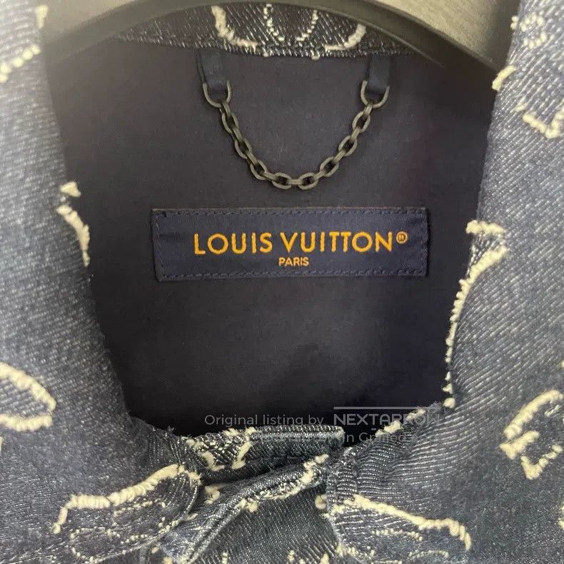 Louis Vuitton Louis Vuitton Full logo denim short sleeve shirt Size US S / EU 44-46 / 1 - 3 Thumbnail