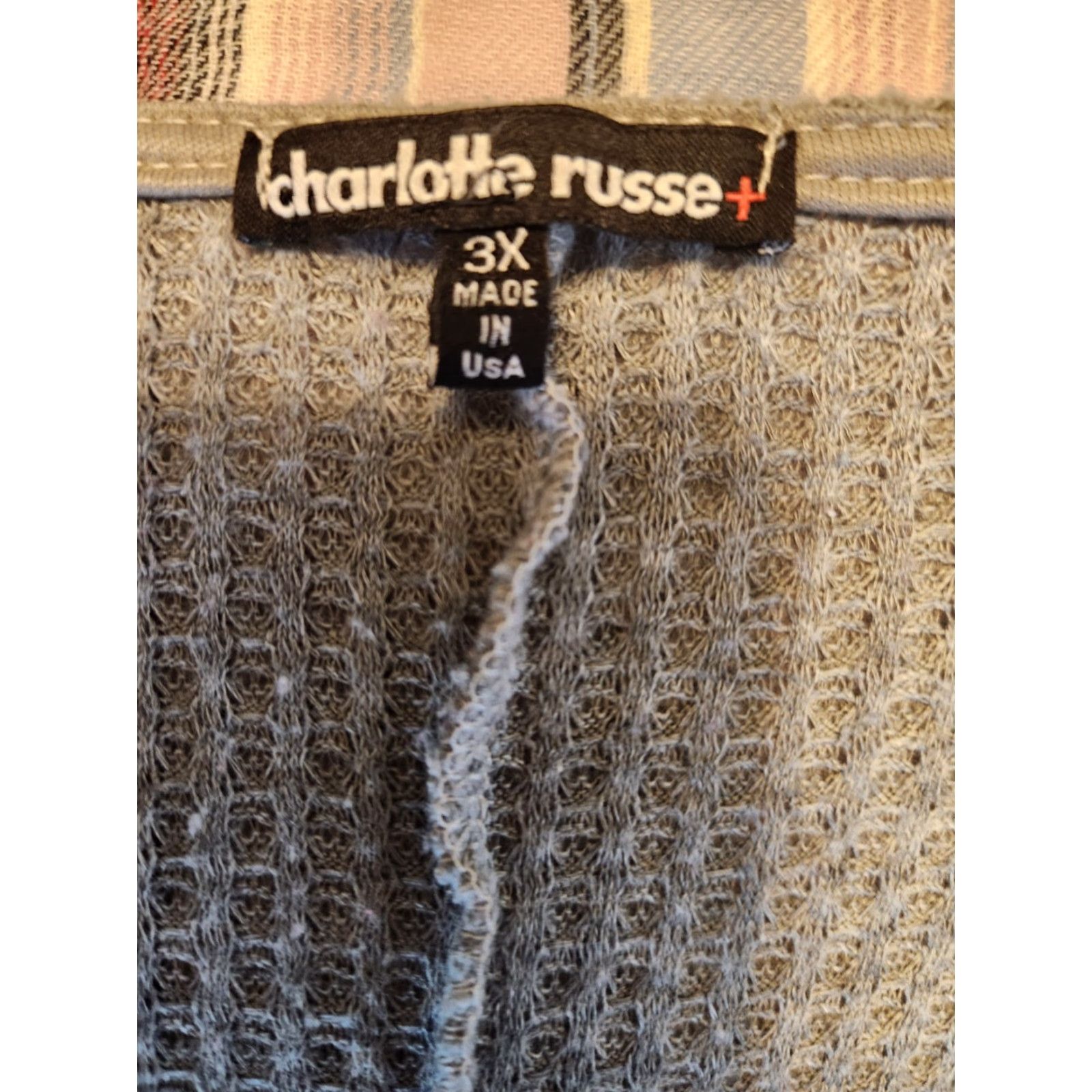 Vintage Charlotte Russe 3X Waffle-Knit Bell Sleeve Lightweight Sweater Gray Womens Pullover Round Neck Casual Plus Size Regular Fit Size XXL / US 16-18 / IT 52-54 - 5 Thumbnail