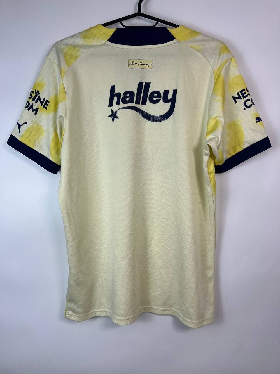 Puma × Vintage Football jersey Puma Fenerbahce 22/23 size M Size US M / EU 48-50 / 2 - 5 Thumbnail