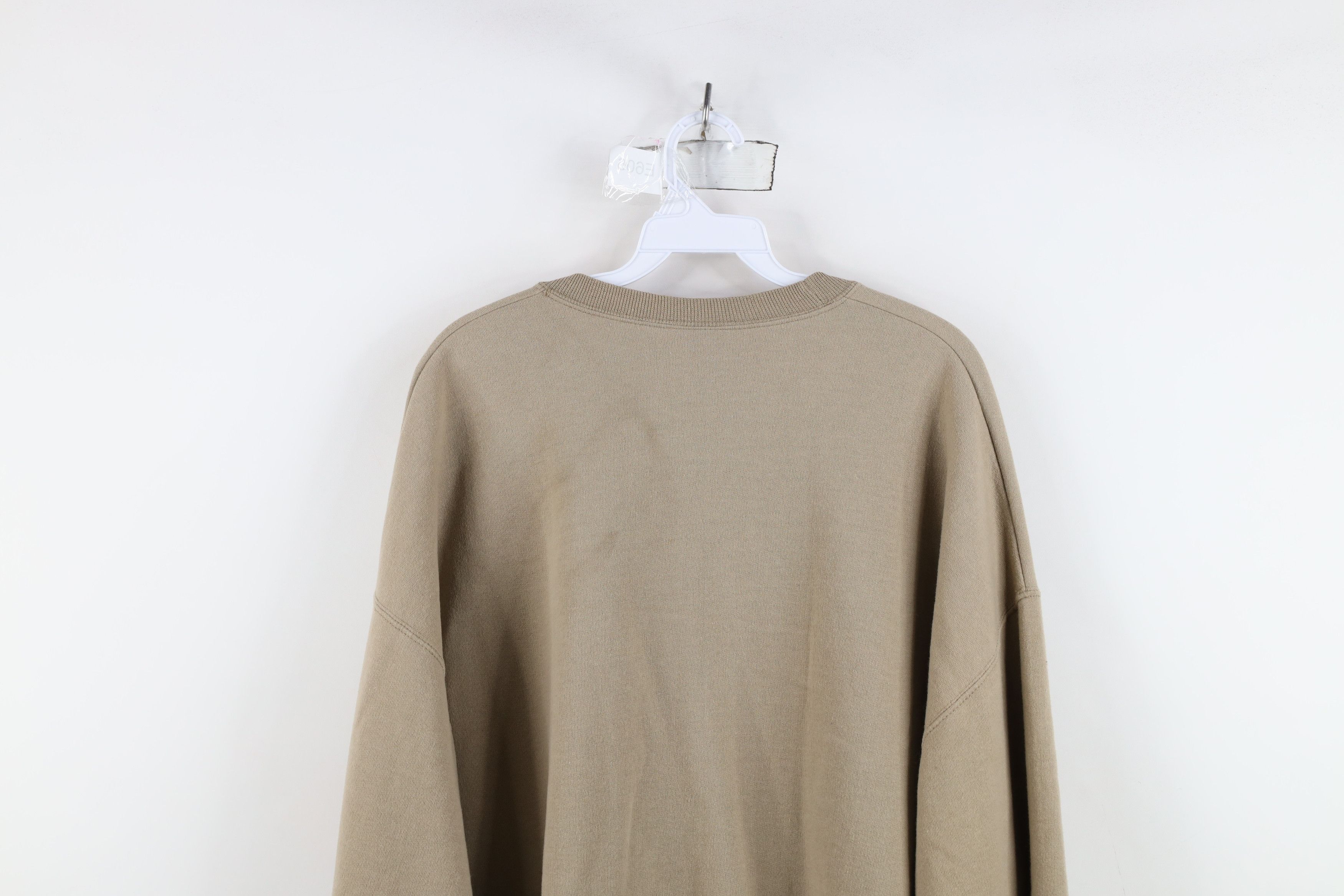 Vintage Vintage 90s Streetwear Deer Buck Crewneck Sweatshirt Beige Size US XXL / EU 58 / 5 - 12 Thumbnail