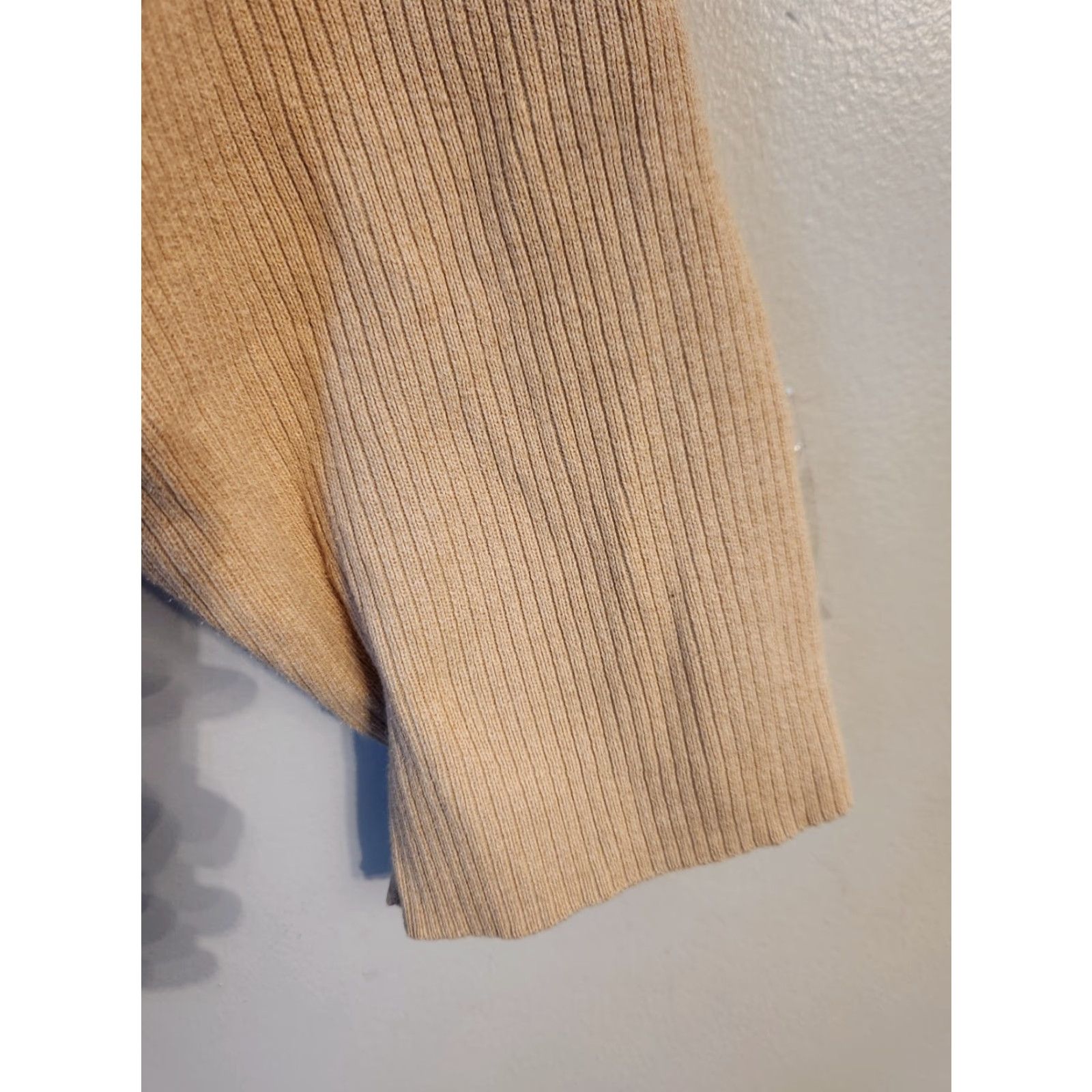 Liz Claiborne Liz Claiborne Shirt 3X Beige Henley Knit Top Women 3/4 Sleeve Size XXL / US 16-18 / IT 52-54 - 3 Thumbnail