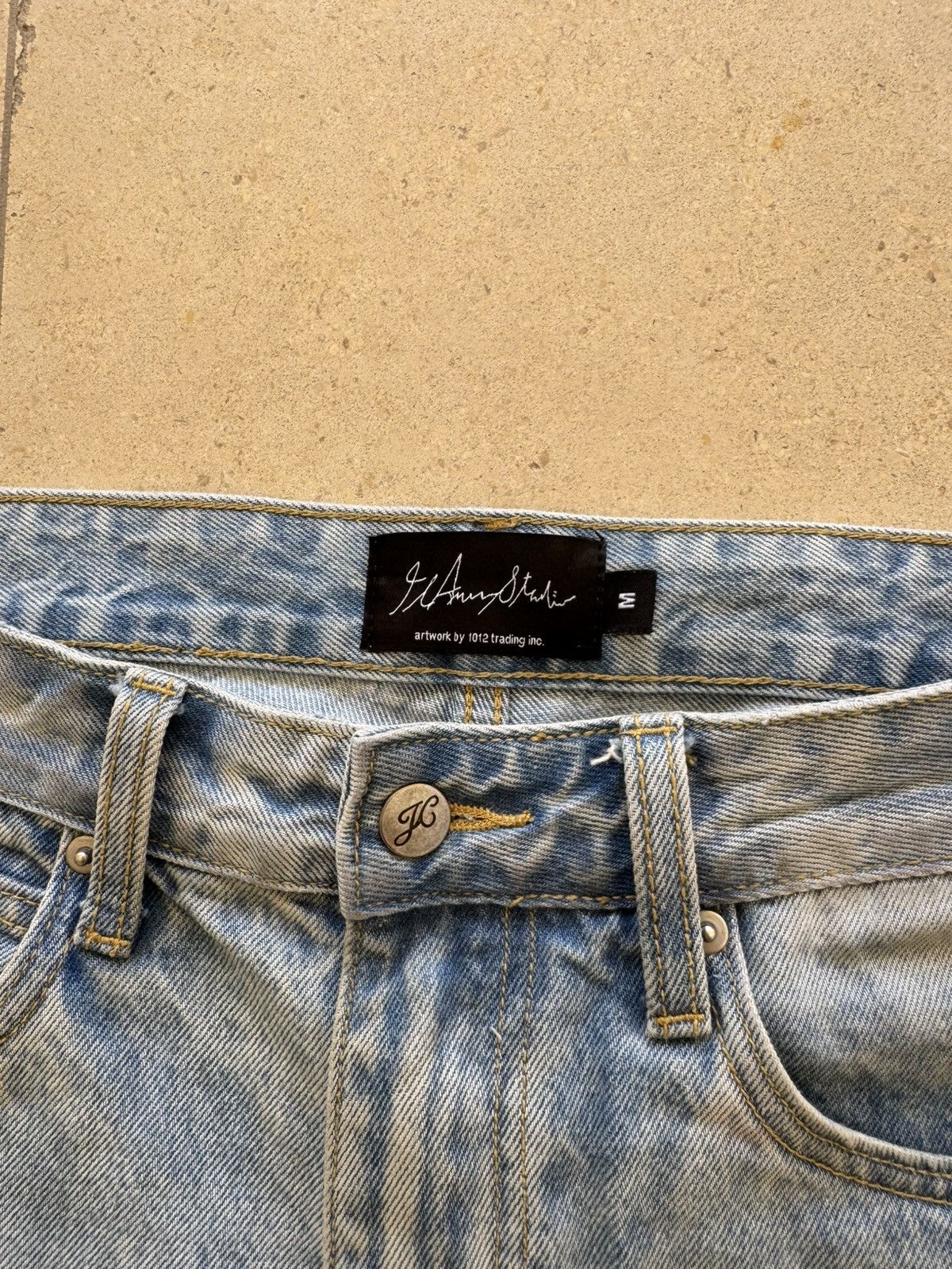 Other baggy light wash denim Size US 31 - 2 Thumbnail