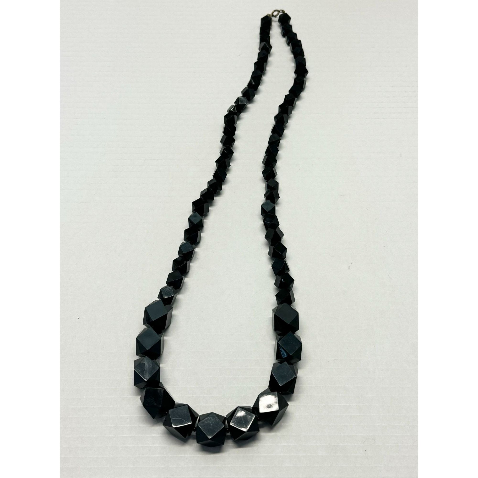 Vintage Vintage black graduating beaded necklace Size ONE SIZE - 3 Thumbnail