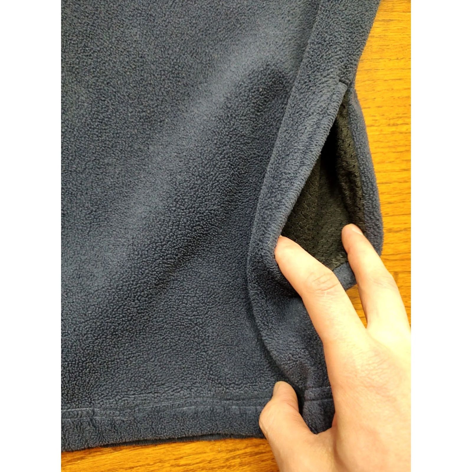 Tommy Hilfiger VINTAGE Tommy Hilfiger Sweater Pullover 1/4 Zip Winter Fleece Navy XL Mens 90s Size US XL / EU 56 / 4 - 6 Thumbnail