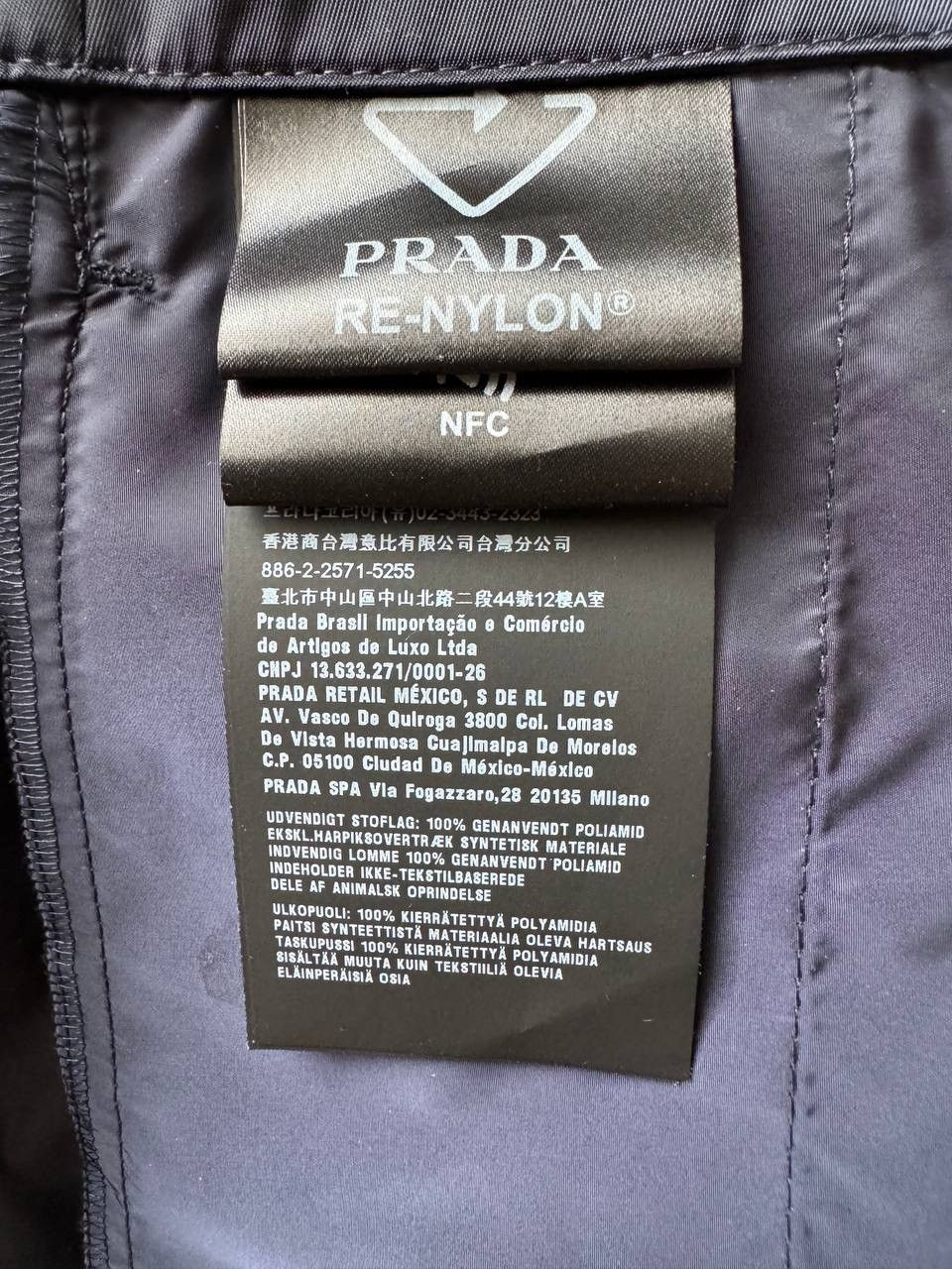 Prada 🔥🔥 Prada Re-Nylon Cargo Pants straight relaxed 32 navy RARE Size US 32 / EU 48 - 8 Thumbnail