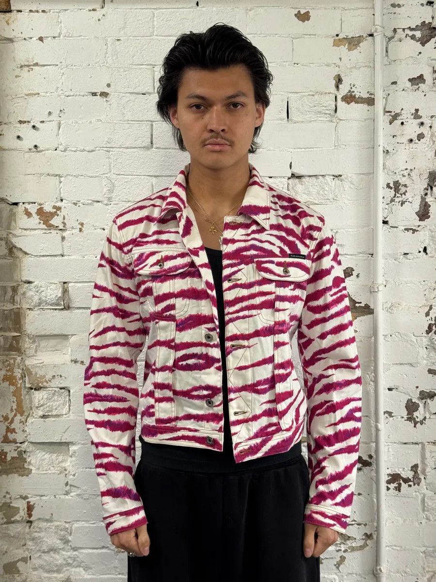 Dolce & Gabbana 2000s Dolce & Gabbana Tiger Stripes White & Fuschia Jacket Size US M / EU 48-50 / 2 - 2 Thumbnail