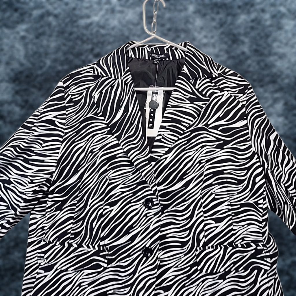 Vintage Notations Women's Plus Size 2X Black White Zebra Print Blazer Shirt Blazer Women 2X Zebra Print with Pockets XL 2X Size XXL / US 16-18 / IT 52-54 - 1 Thumbnail