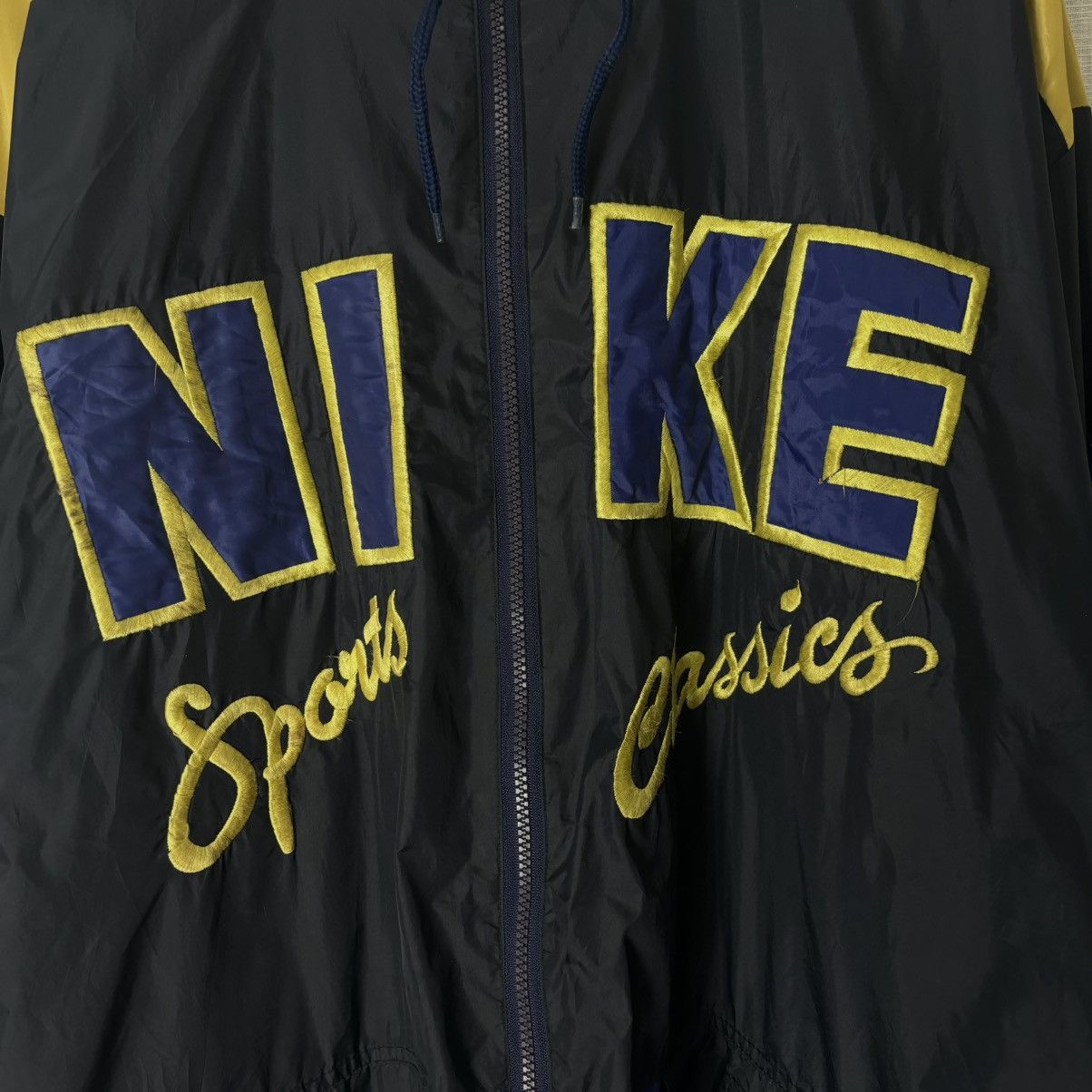 Nike × Vintage VINTAGE NIKE BIG LOGO BOOTLEG JACKET Size US XL / EU 56 / 4 - 2 Thumbnail