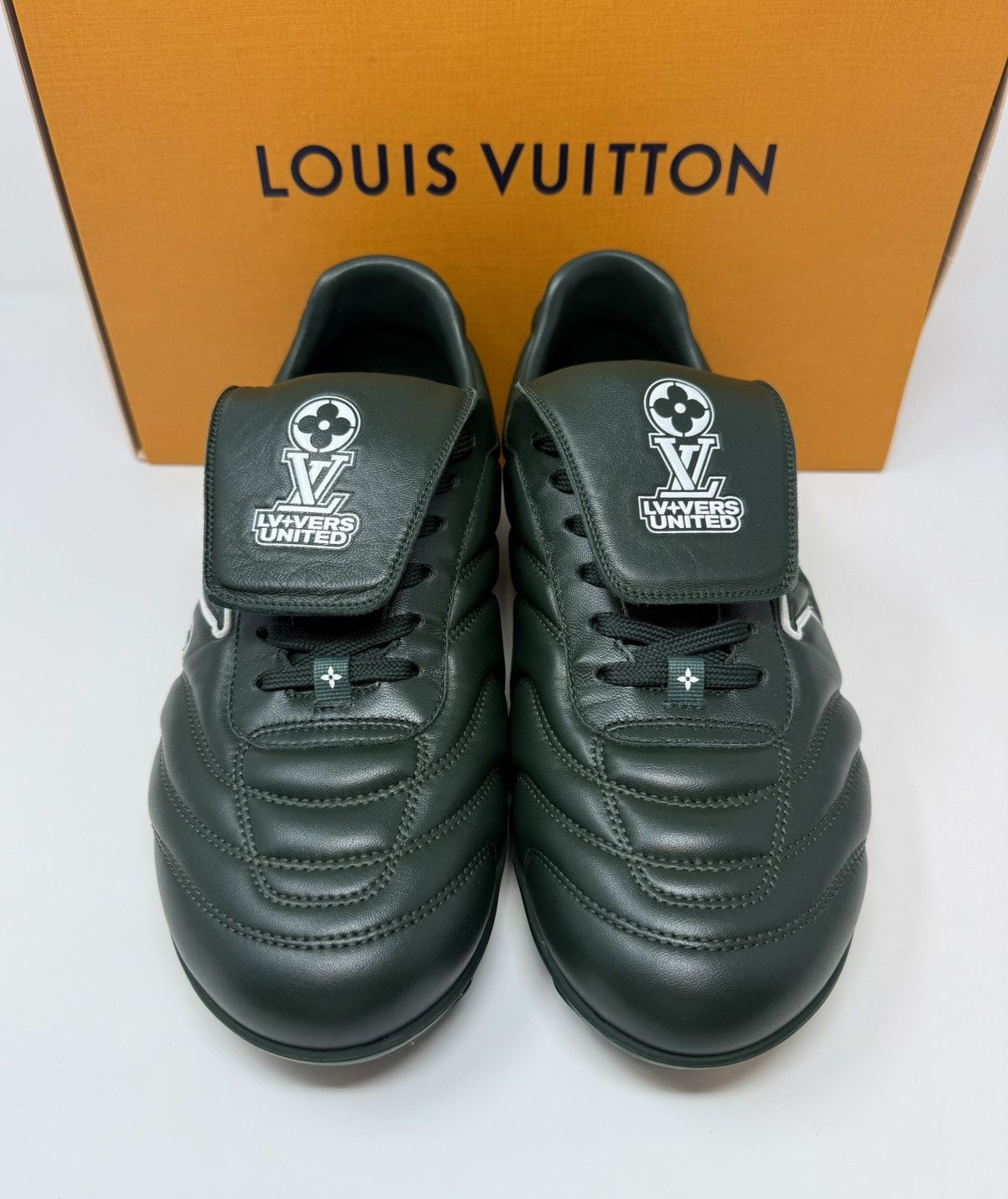 Louis Vuitton Louis Vuitton Footprint Soccer Sneaker Green Size US 10 / EU 43 - 2 Thumbnail