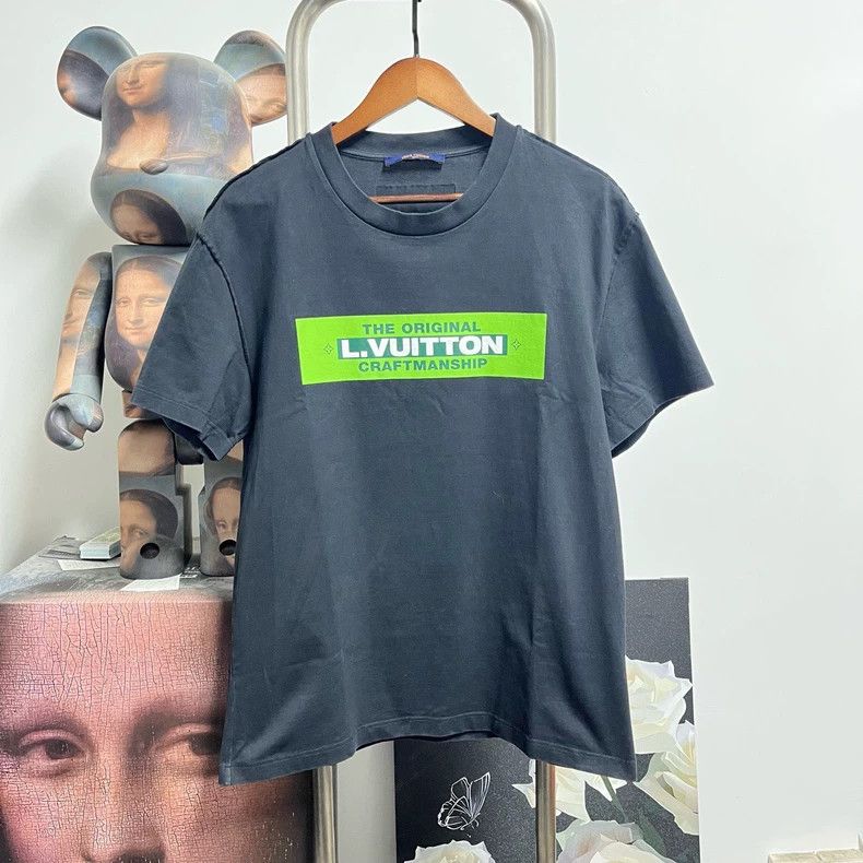 Louis Vuitton Louis Vuitton Green Arrow Short Sleeves 2504-Nextarrow Size US L / EU 52-54 / 3 - 1 Thumbnail