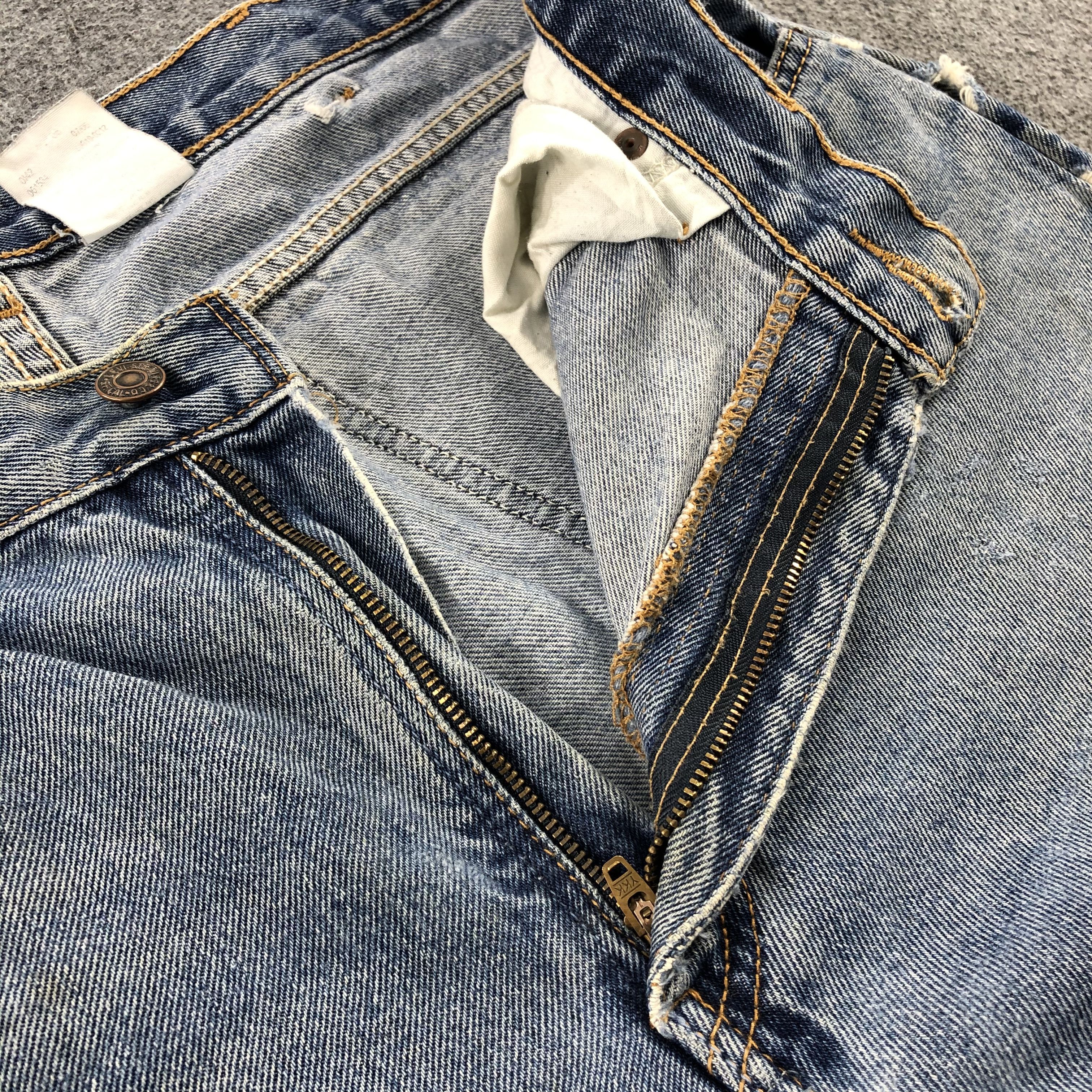 Levi's × Vintage 90s Vintage Blue Wash Levis Jeans-JM1861 Size US 35 - 8 Thumbnail