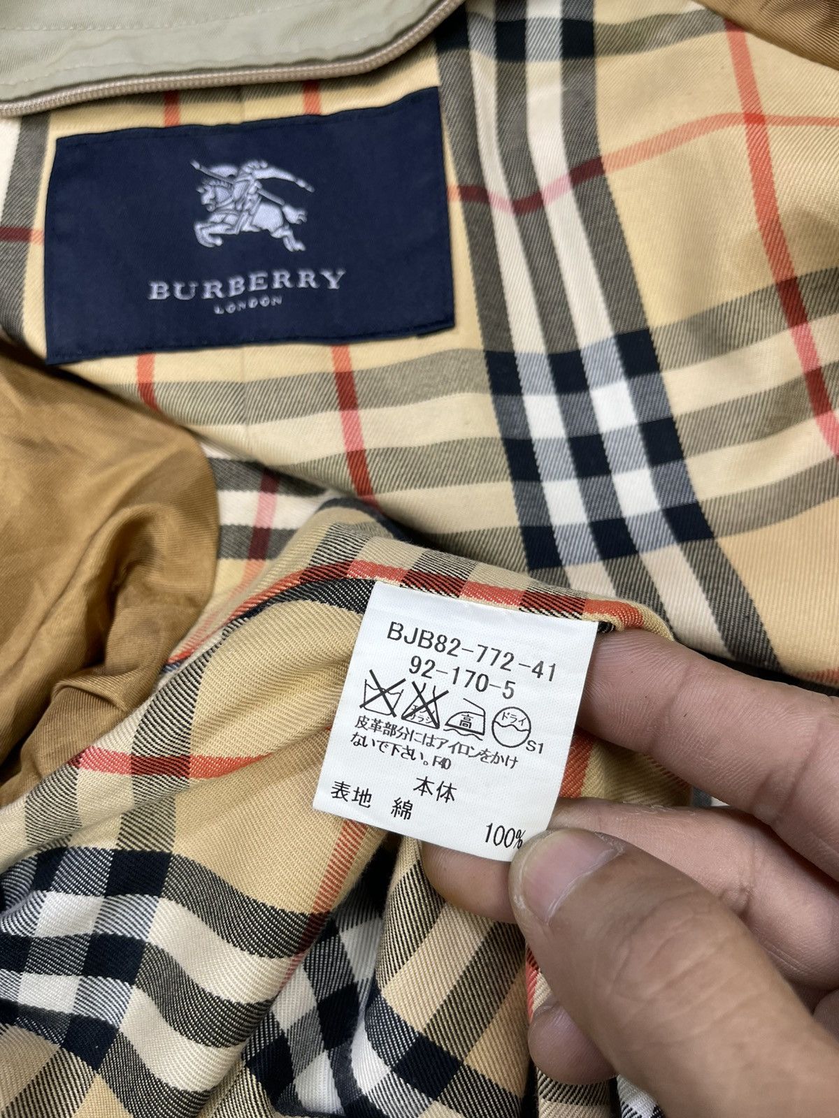 Burberry Vtg Burberry London Nova Check Double Layer Trench Coats Size US L / EU 52-54 / 3 - 25 Thumbnail