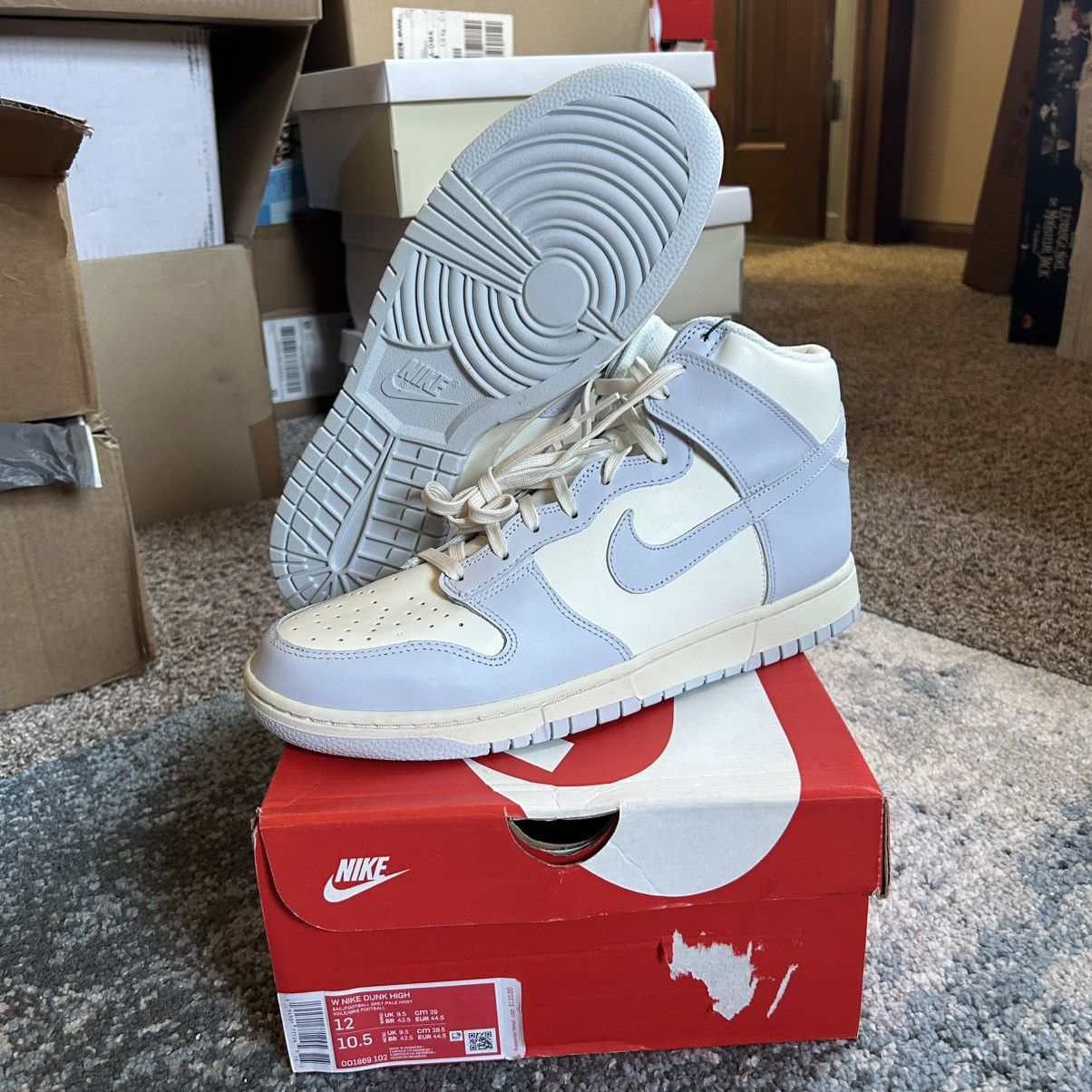 Nike × Vintage DD1869-102 NiKE DUNK HiGH FOOTBALL GREY SAiL PALE iVORY Size US 10.5 / EU 43-44 - 1 Thumbnail