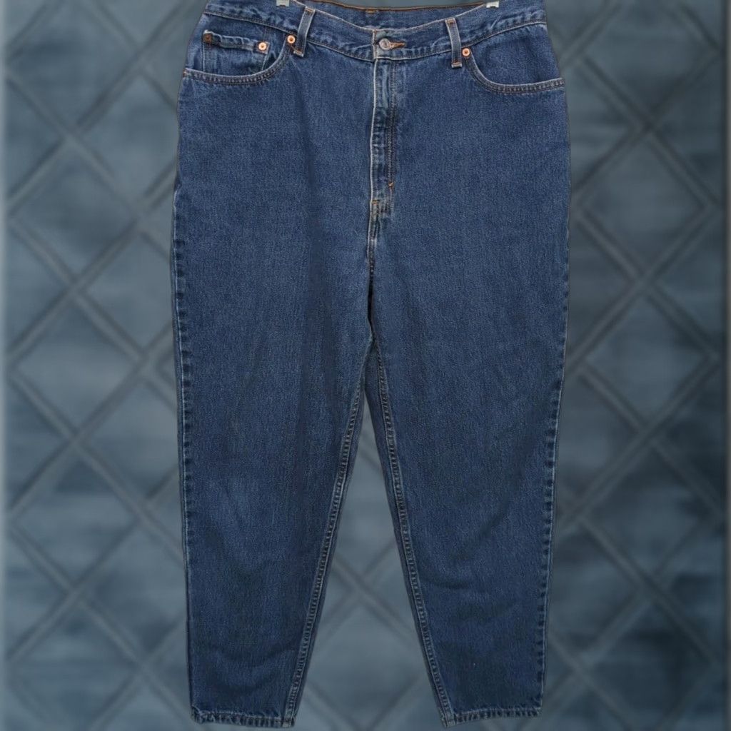 Levi's VINTAGE Levi's 550 Jeans Women Size 18WS Medium Wash Straight Leg 1999 Model Levi's 550 Womens Jeans Trend Mom Fit Mens? Size 40" / US 18 - 1 Thumbnail