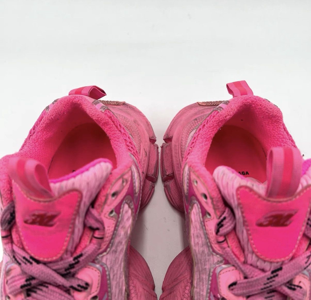 Balenciaga Balenciaga 3XL Pink Distressed Dad Sneakers K12 Size US 7 / IT 37 - 3 Thumbnail