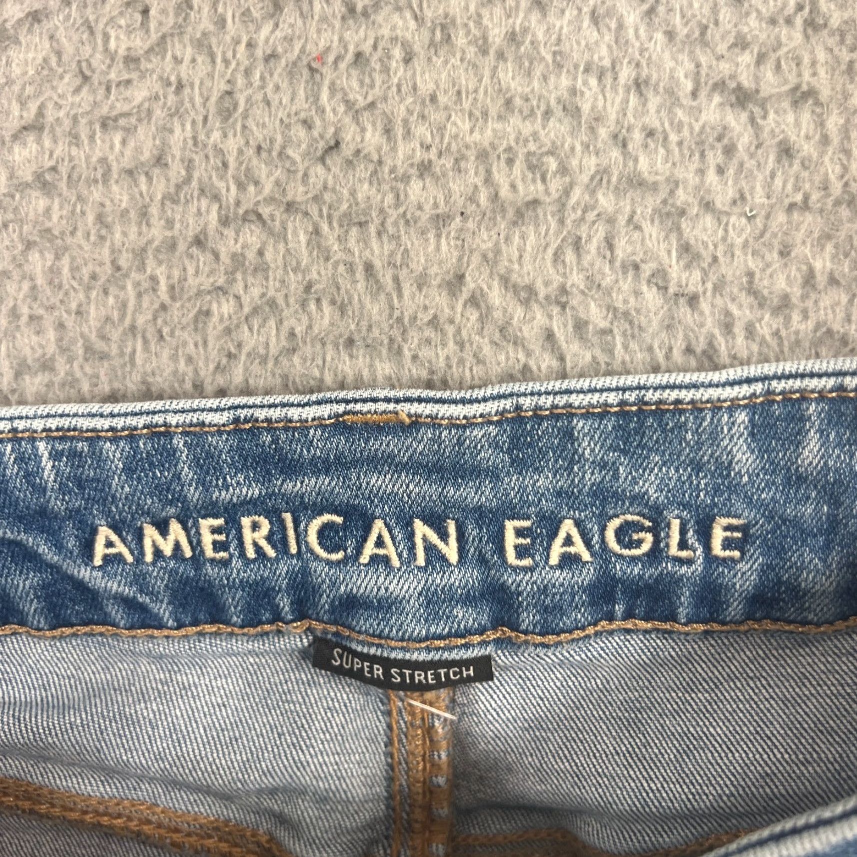 American Eagle Outfitters American Eagle Skirt Womens Size 4 Denim Hi-Rise Mini Curvy Pockets Light Wash Size 27" / US 4 / IT 40 - 5 Thumbnail