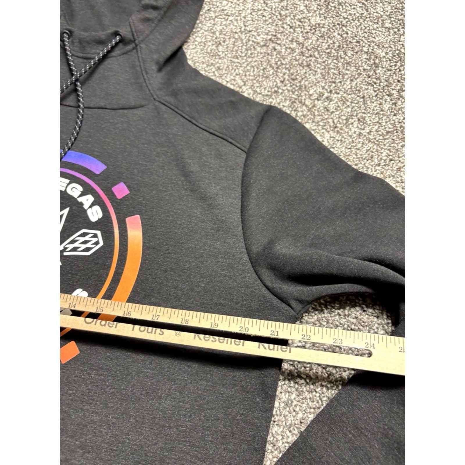 Vintage LEGENDS Las Vegas Desert Dogs Hoodie Mens Black Pullover Sweatshirt Size US M / EU 48-50 / 2 - 5 Thumbnail
