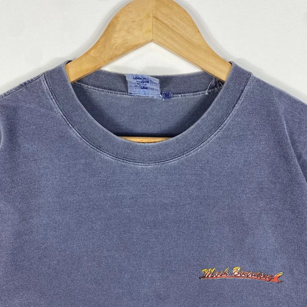Vintage Vintage 90's MOSH BOARDING Graphic Surfing Apparel Tee Shirt Size US M / EU 48-50 / 2 - 4 Thumbnail