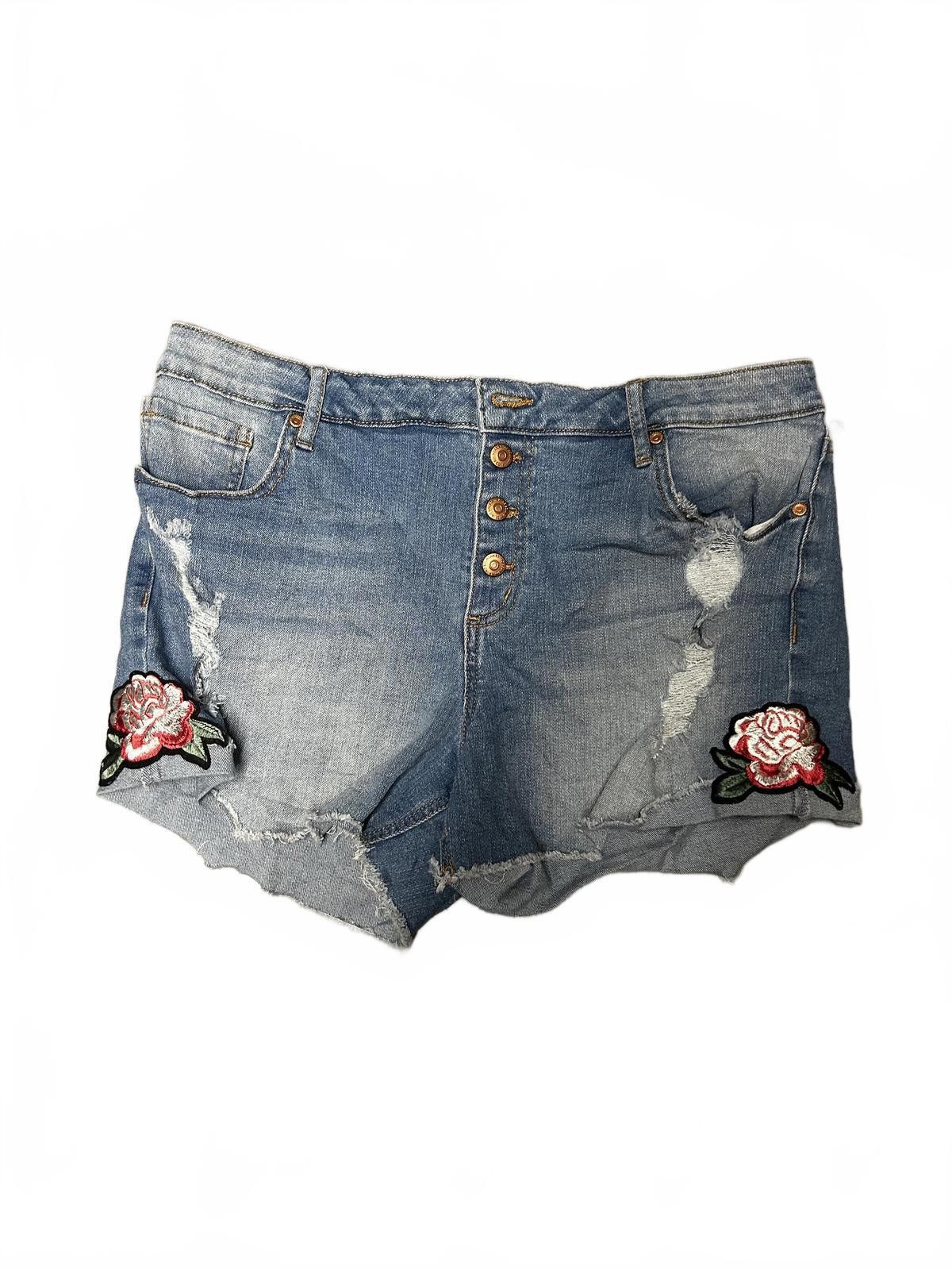 Designer Stylish Distressed Denim Shorts with Floral Embroidery Size 34" / US 12 / IT 48 - 1 Thumbnail