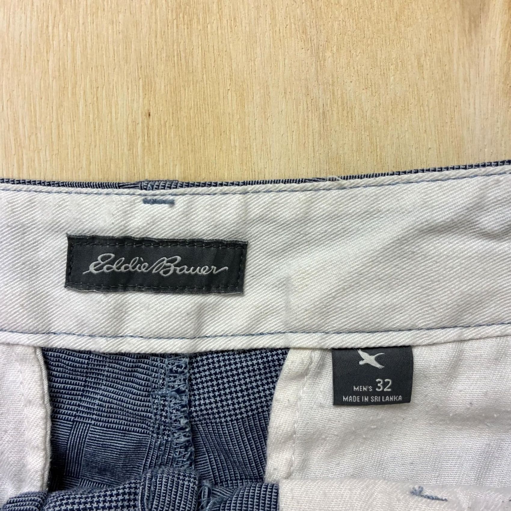Eddie Bauer Eddie Bauer Chino Shorts Mens 32 Blue Plaid Cotton Flat Front Lightweight Size US 32 / EU 48 - 3 Thumbnail