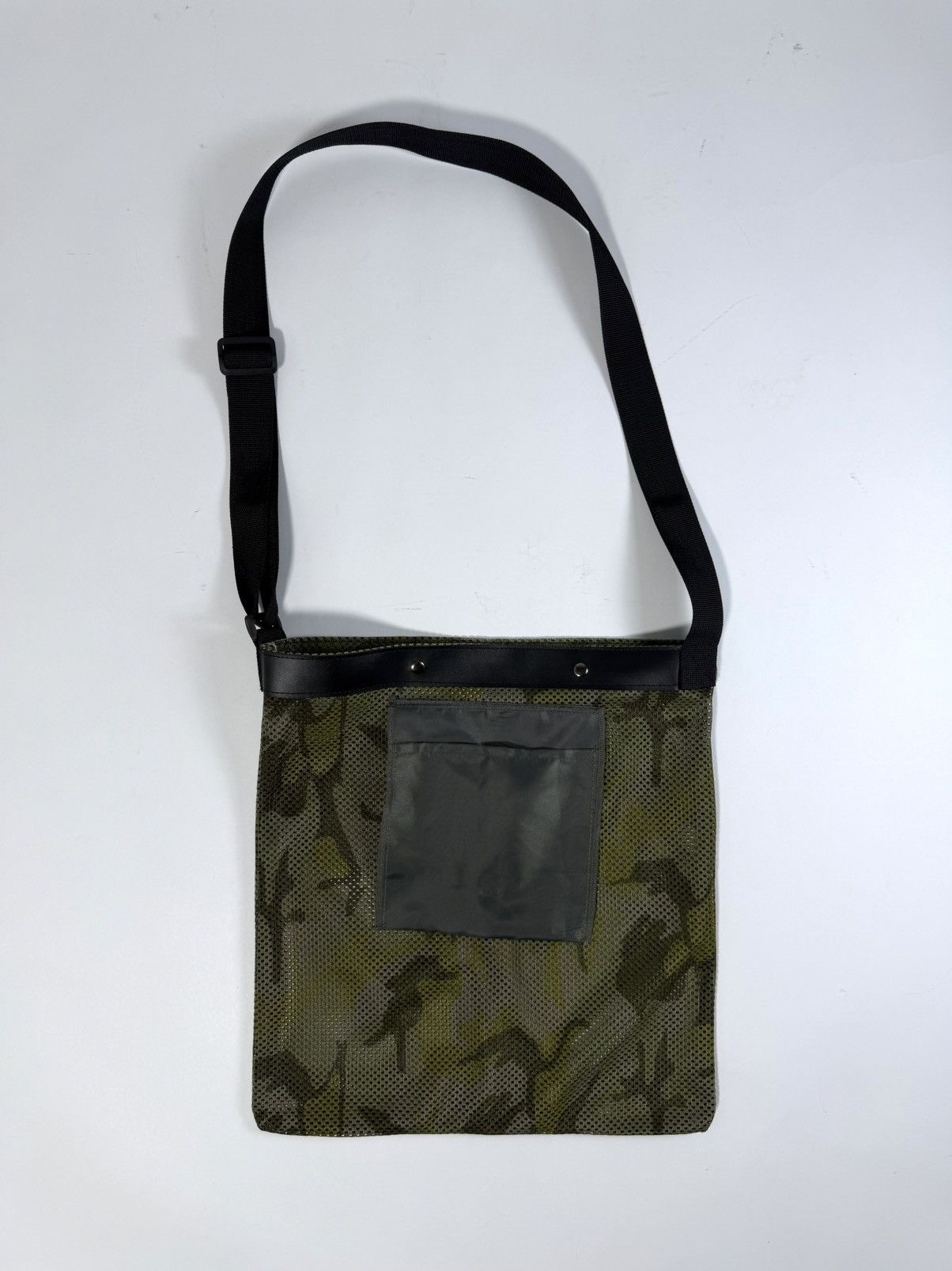 Other Mesh Foraging Bag Woodland Style Camo Size ONE SIZE - 2 Thumbnail