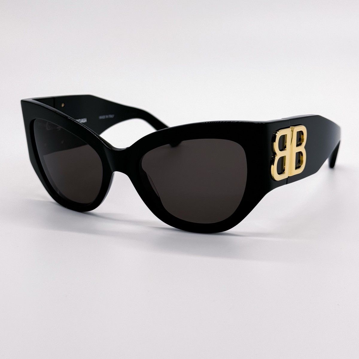 NEW BALENCIAGA BB0322S 002 CAT EYE BLACK WOMEN SUNGLASSES