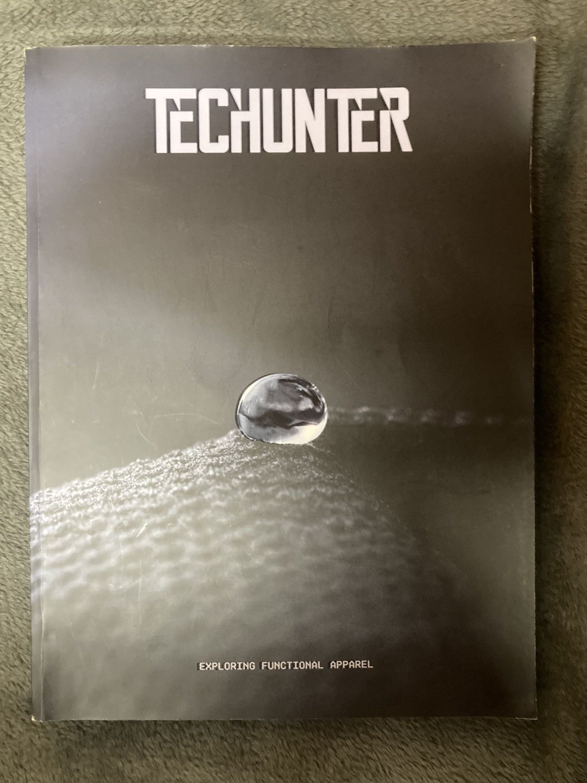 CCP (Crazy Character Print) Techunter magazine issue 08 Size ONE SIZE - 1 Thumbnail