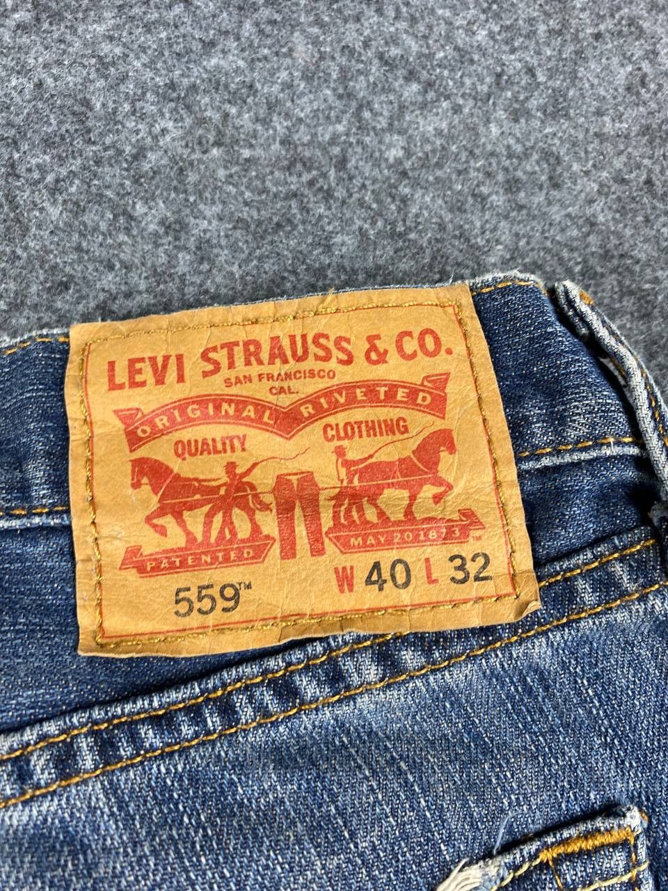 Levi's levis 559 relaxed straight distressed denim Size US 43 - 5 Thumbnail