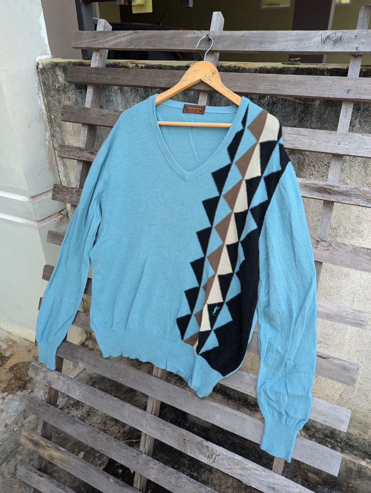 Yves Saint Laurent Yves Saint Laurent Sweatshirt V neck Size US L / EU 52-54 / 3 - 4 Thumbnail