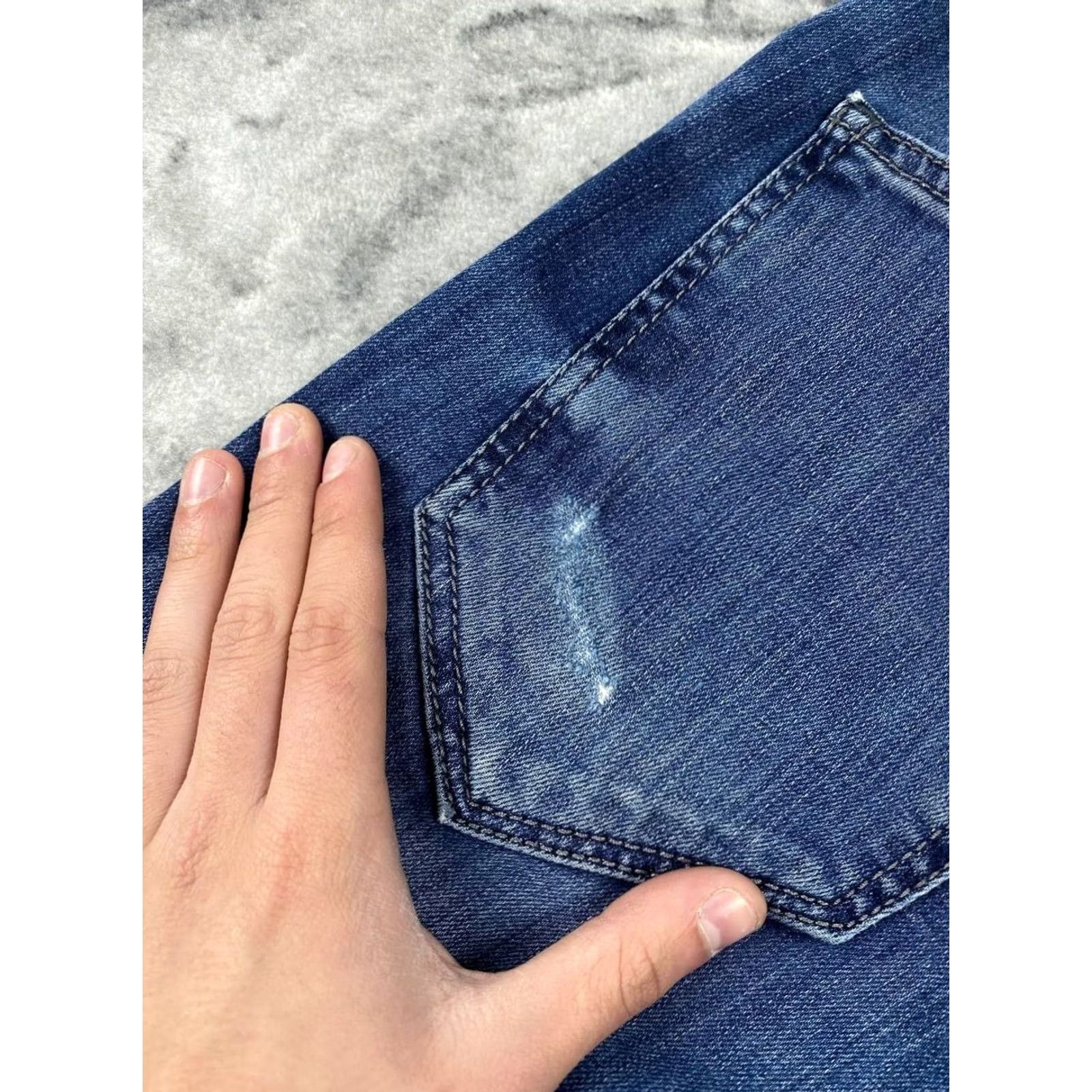 Dolce & Gabbana VINTAGE Dolce&Gabbana Denim Jeans Metal Logo Men Size 32 Blue Jeans 5-Pocket Design Regular Straight 32in Inseam Mens Size US 32 / EU 48 - 5 Thumbnail
