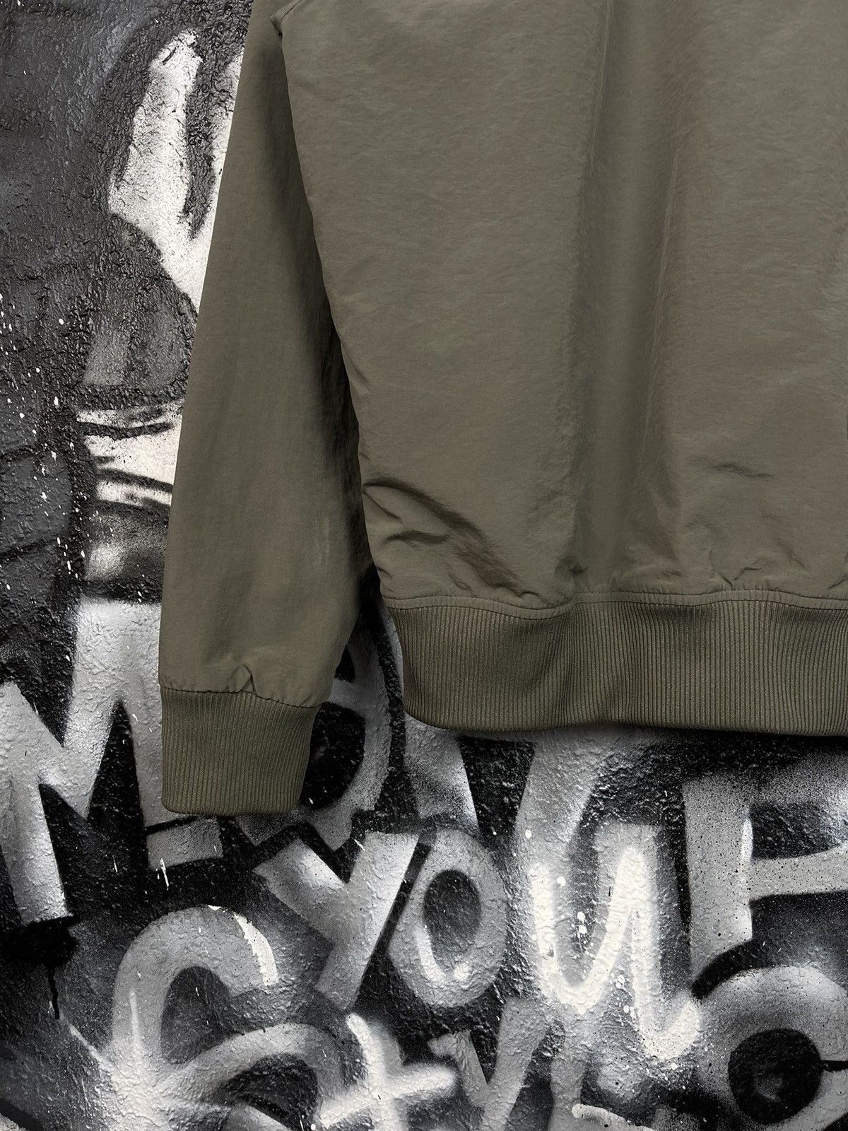 Carhartt Y2K Carhartt Lightweight Nylon Relay Jacket Men’s Size S Size US S / EU 44-46 / 1 - 7 Thumbnail