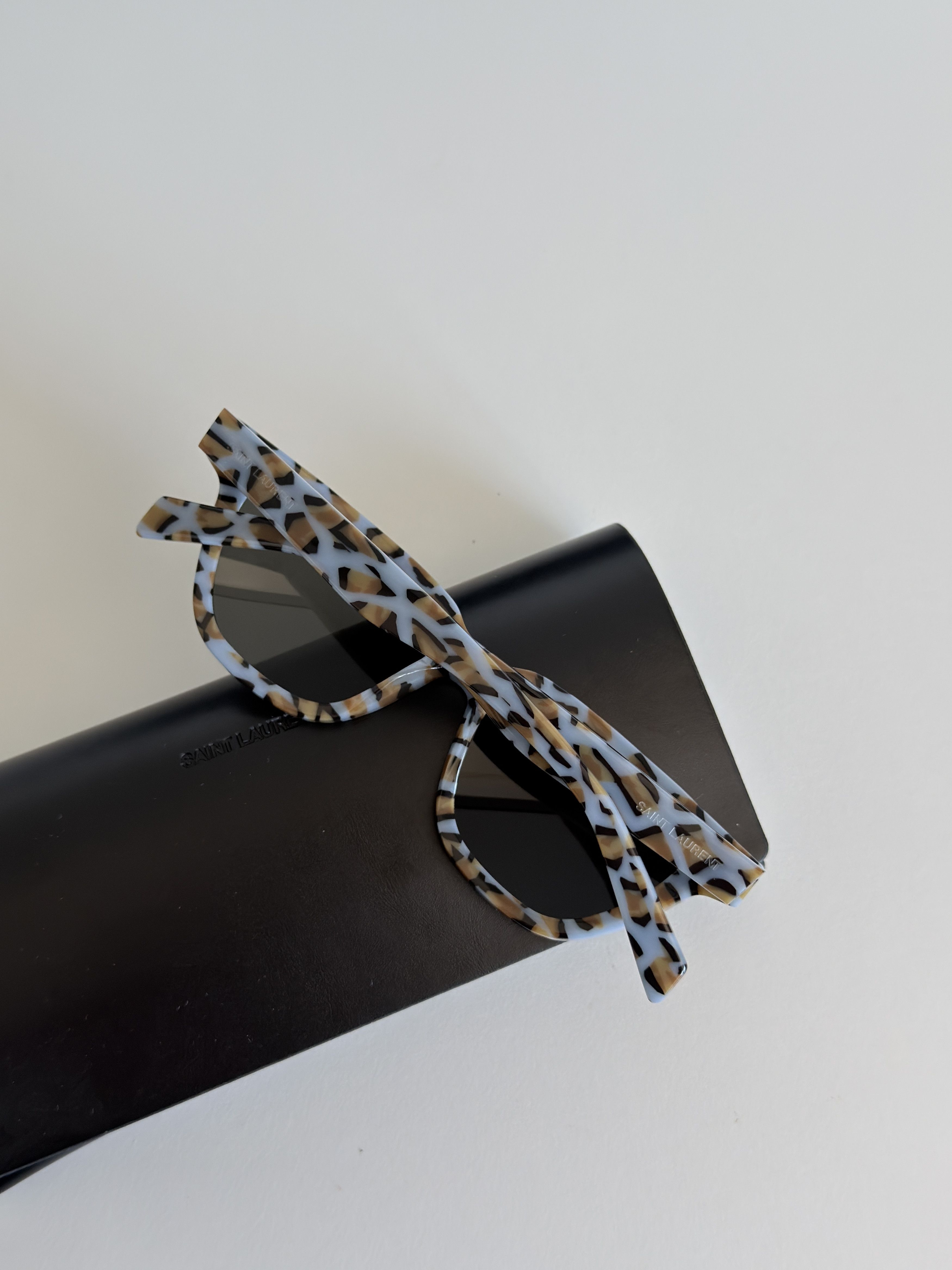 Saint Laurent Paris Saint Laurent sunglasses Size ONE SIZE - 4 Thumbnail