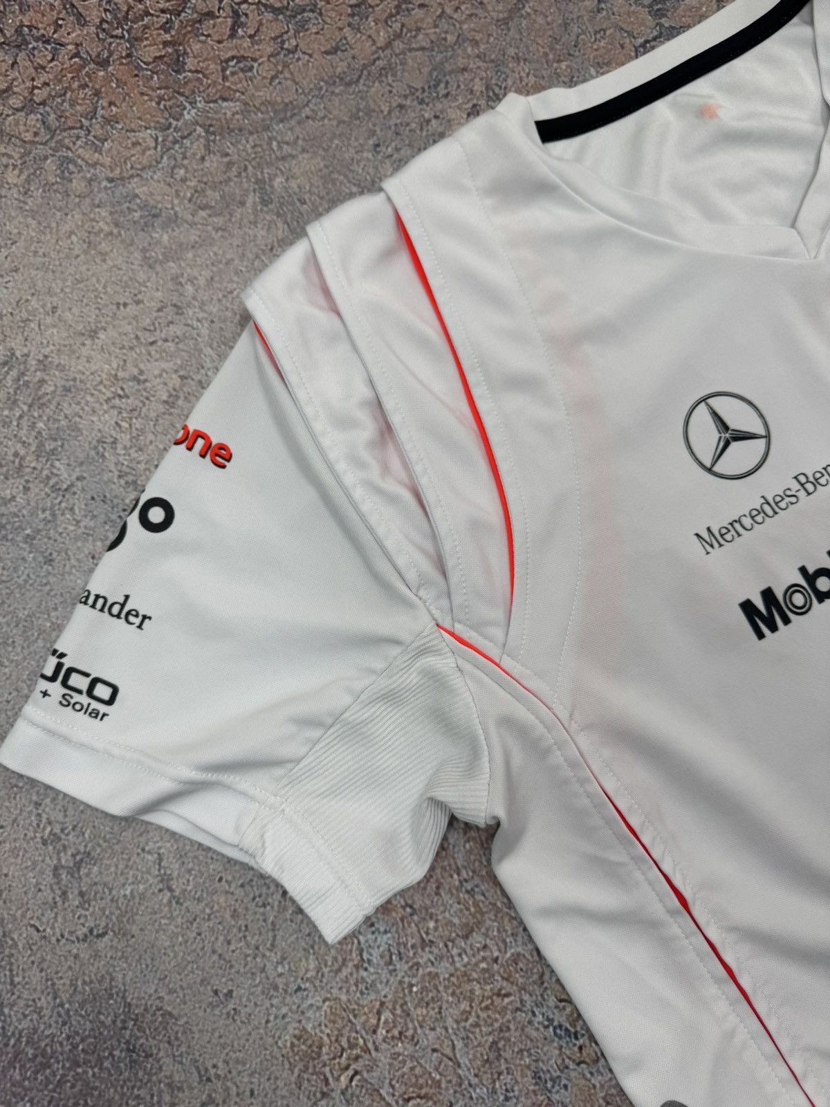 Mercedes-Benz Vodafone Mercedes Benz McLaren F1 Racing Team T-Shirt Jersey Size US S / EU 44-46 / 1 - 8 Thumbnail