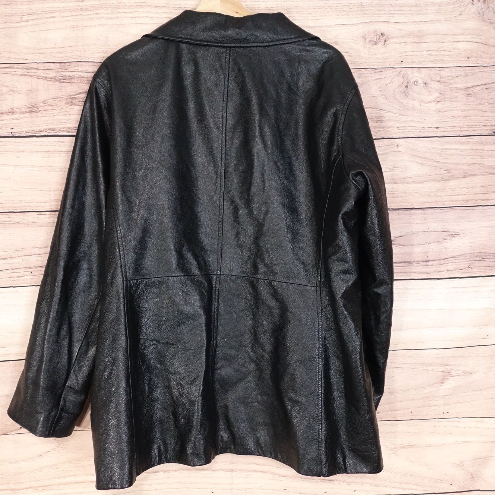 Vintage VINTAGE Wilsons Leather Women's Leather Button-Up Coat XL Black Casual 100% Leather Size XL / US 12-14 / IT 48-50 - 4 Thumbnail