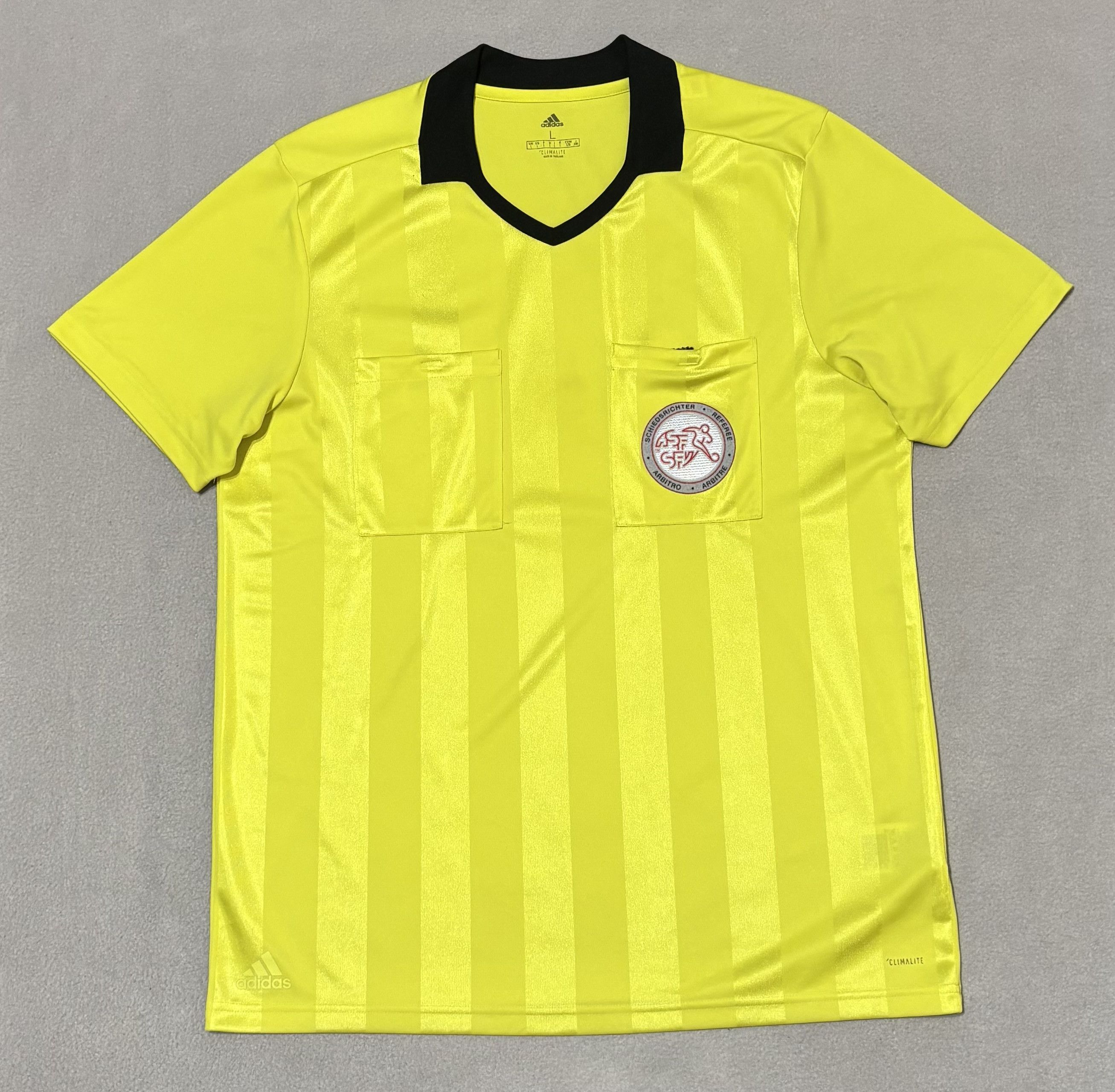 Adidas Schweizerischer Fussballverband SFV/ASF Adidas Referee Size US L / EU 52-54 / 3 - 5 Thumbnail