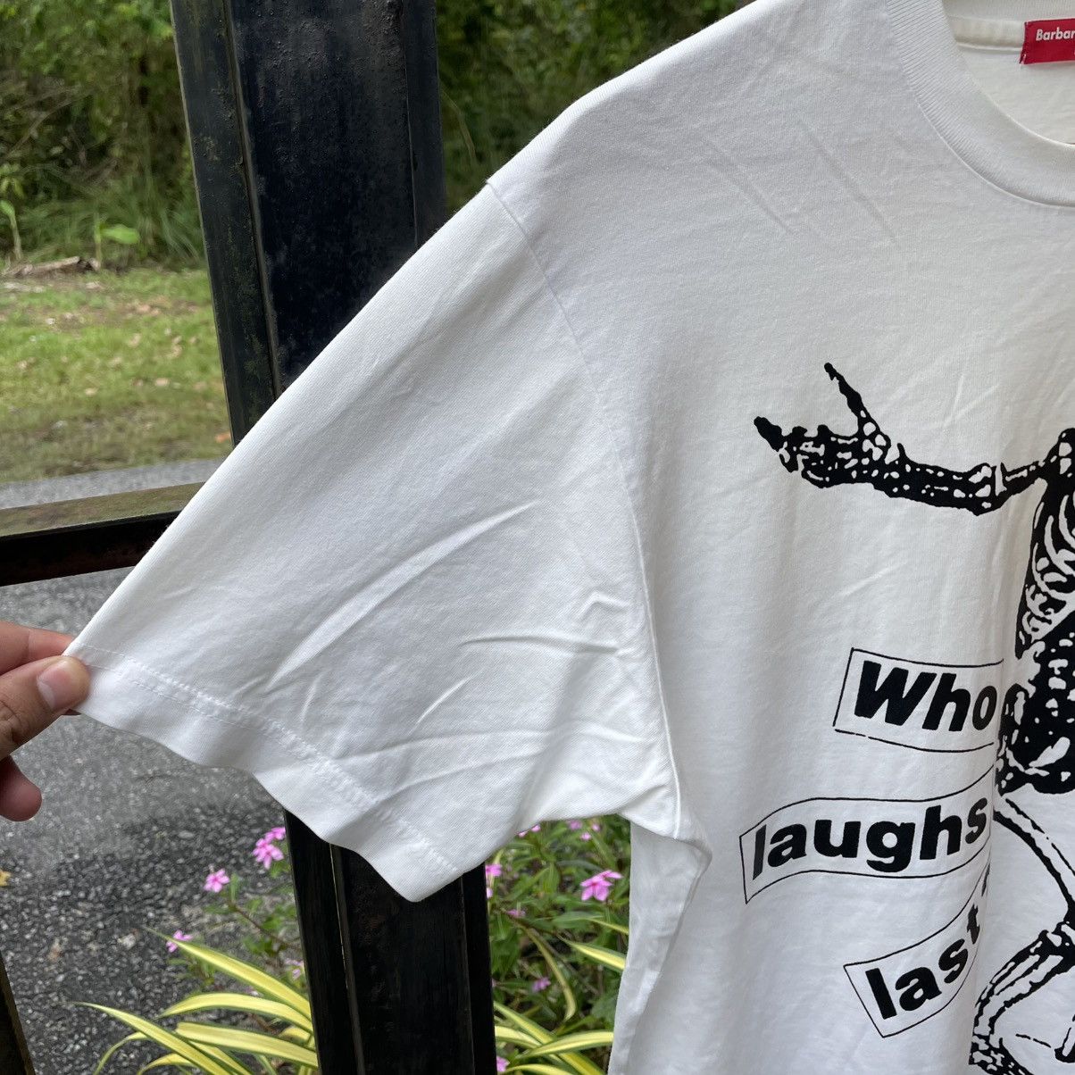 Barbara Kruger × Japanese Brand × Vintage 🔥OG Barbara Kruger Who Laughs Last Skull Logo Tee Size US M / EU 48-50 / 2 - 6 Thumbnail
