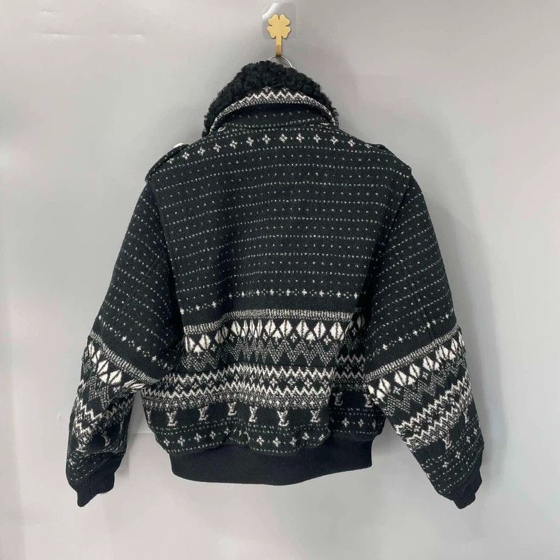 Louis Vuitton Louis Vuitton Small Fragrant Jacquard Knit Jacket 2501-Next Size US XS / EU 42 / 0 - 2 Thumbnail