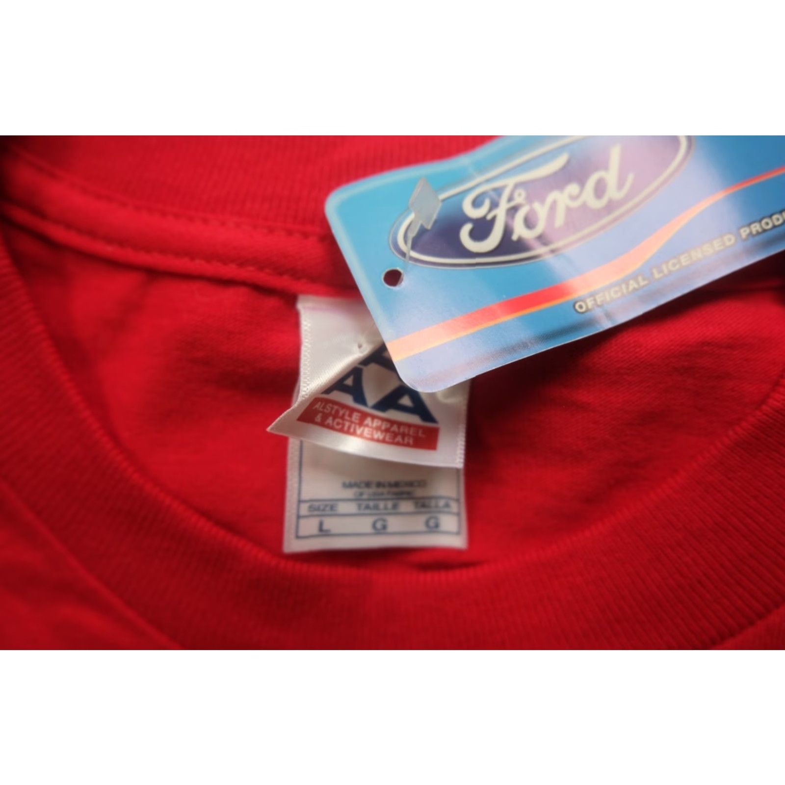 Ford FORD MUSTANG T-SHIRT RED GRAPHIC 90s VTG Y2K RETRO RACING CAR SIZE L MEN Shirt Mens Size US L / EU 52-54 / 3 - 6 Thumbnail