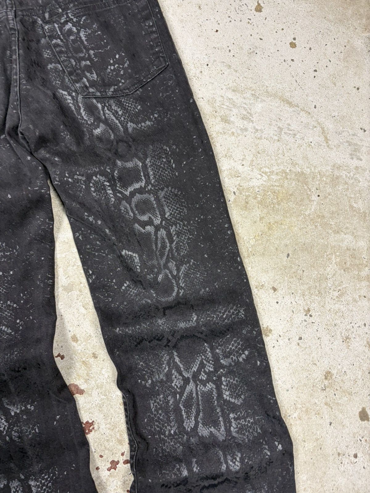 Roberto Cavalli AW1999 Roberto Cavalli Snakeskin Python Effect Obscure Pants Size 29" - 15 Thumbnail
