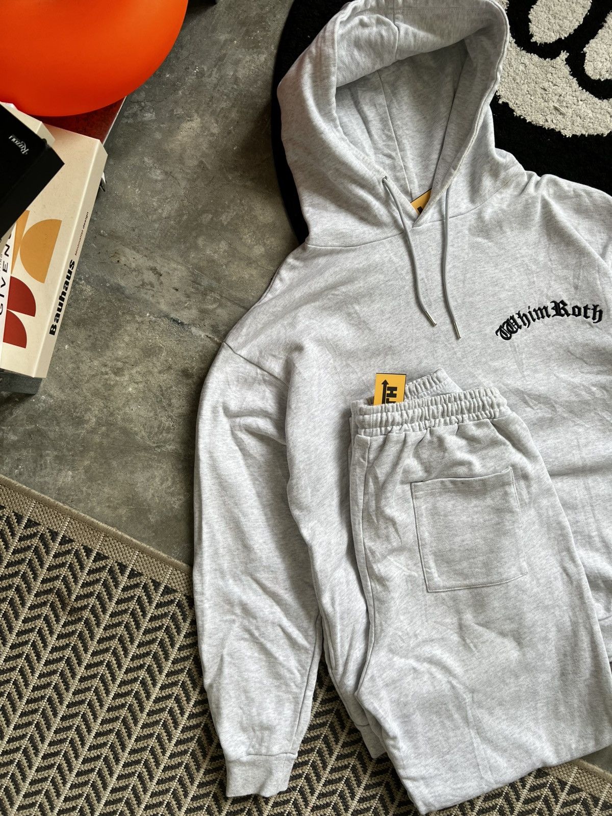 Other One Set Hoodie and Sweatpants Size US L / EU 52-54 / 3 - 3 Thumbnail